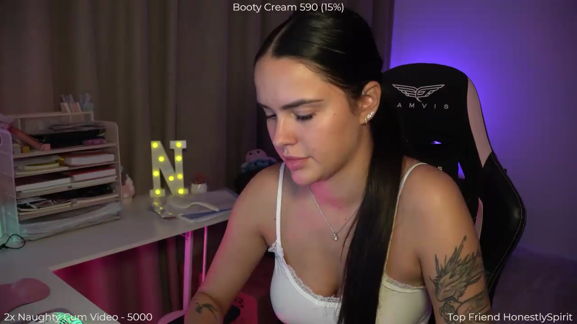 Gallery image thumbnail from NotYourNaomi's myfreecams stream on, 07/28/2026, 21:01 image 15 of 20