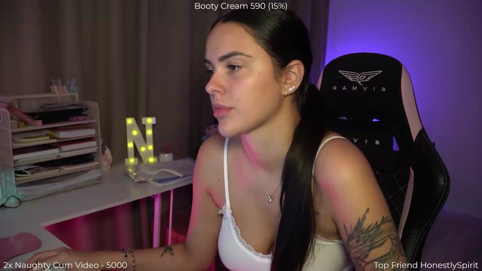 Gallery image thumbnail from NotYourNaomi's myfreecams stream on, 07/28/2026, 21:01 image 8 of 20