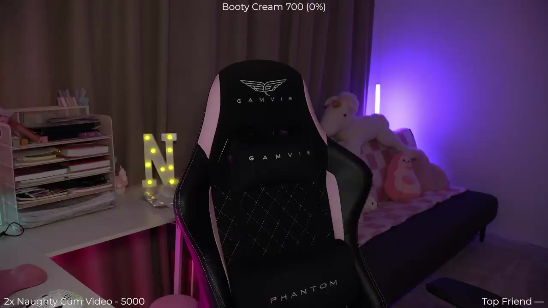 Gallery image thumbnail from NotYourNaomi's myfreecams stream on, 07/28/2026, 21:01 image 1 of 20