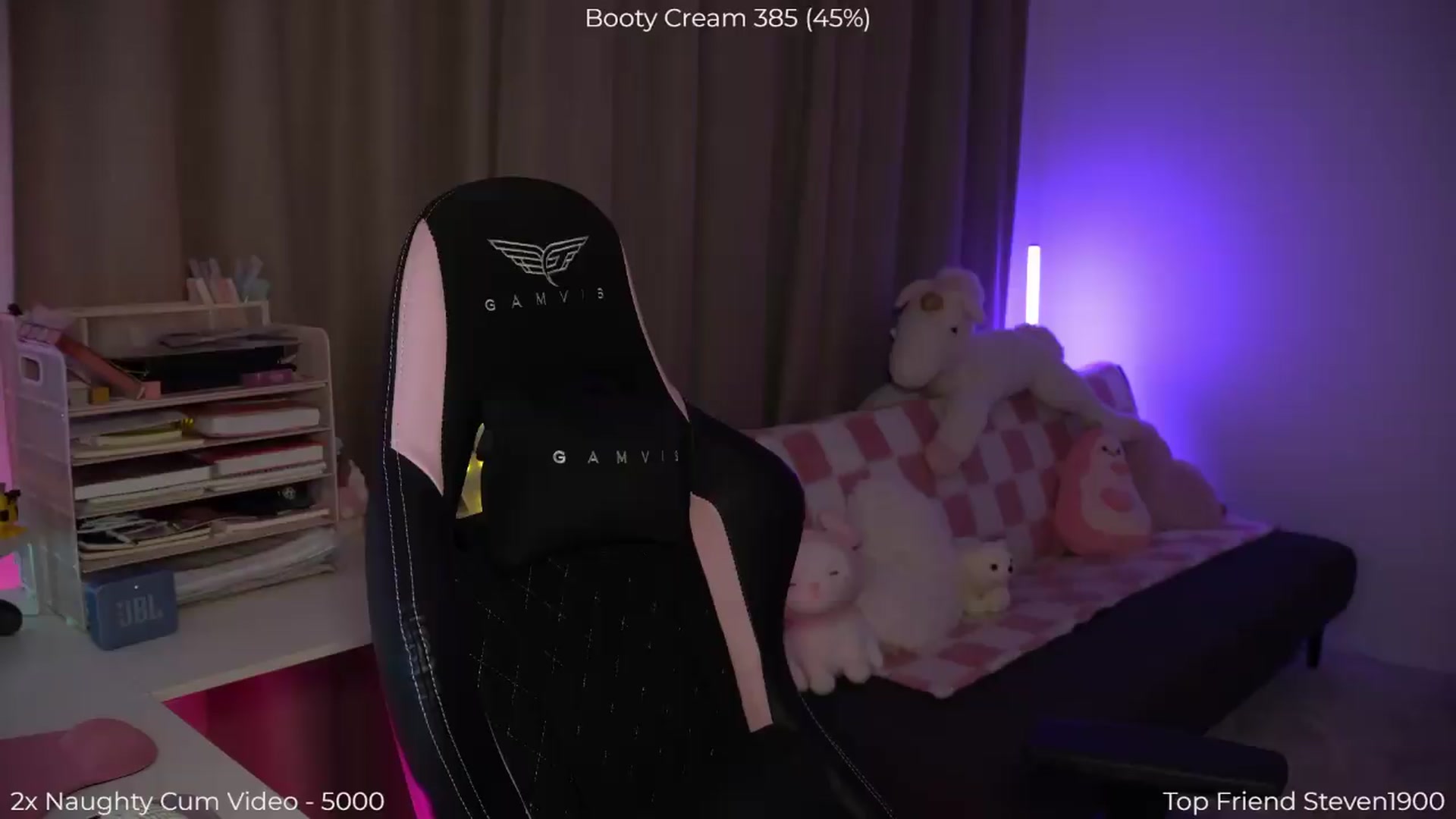 Gallery image thumbnail from NotYourNaomi's myfreecams stream on, 08/05/2026, 18:45 image 17 of 20