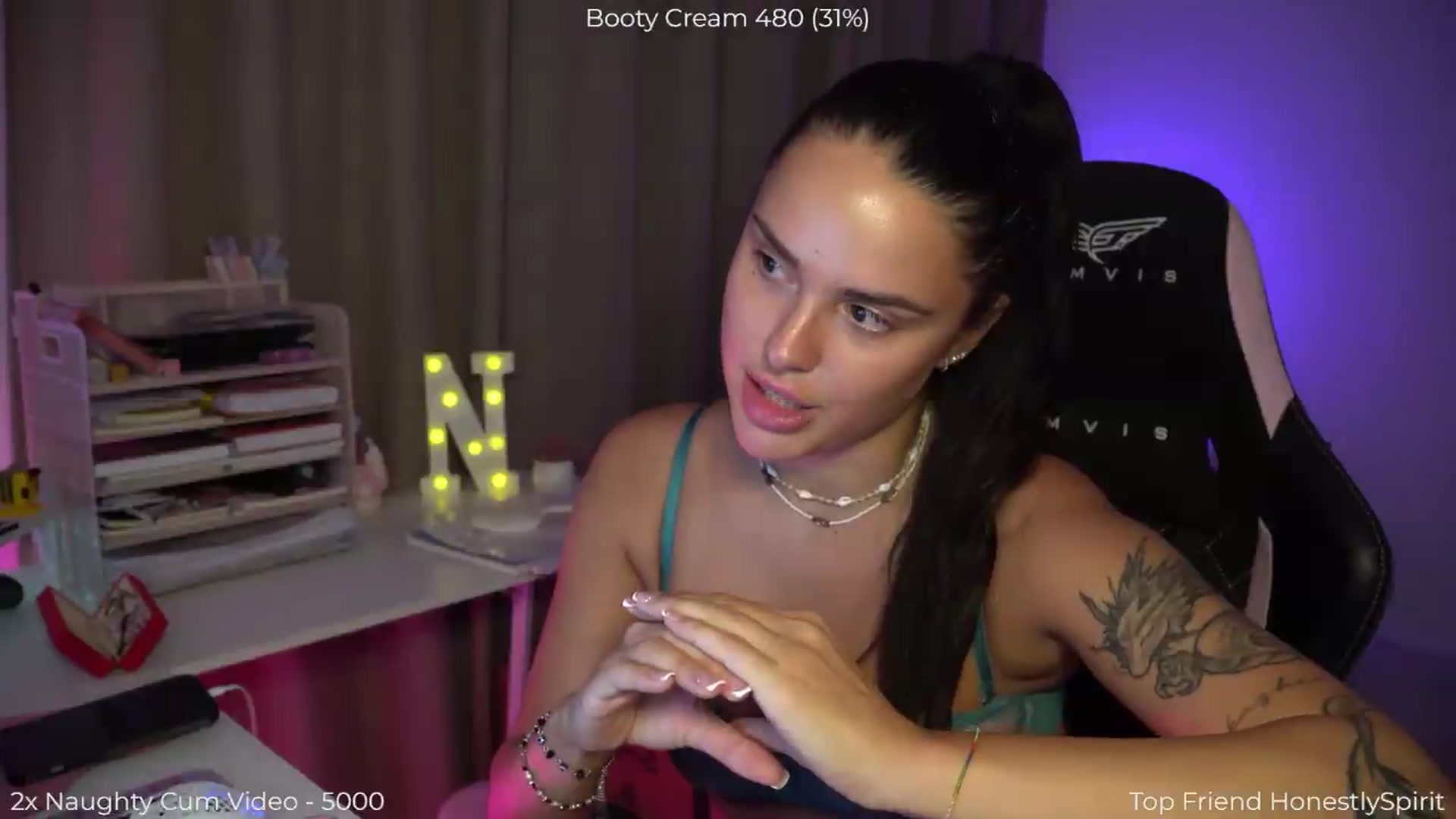 Gallery image thumbnail from NotYourNaomi's myfreecams stream on, 08/06/2026, 20:31 image 16 of 20