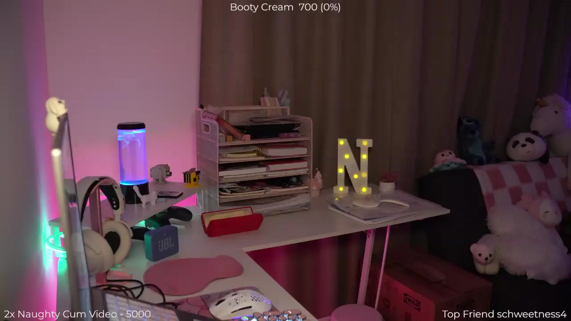 Gallery image thumbnail from NotYourNaomi's myfreecams stream on, 08/25/2026, 21:02 image 10 of 20