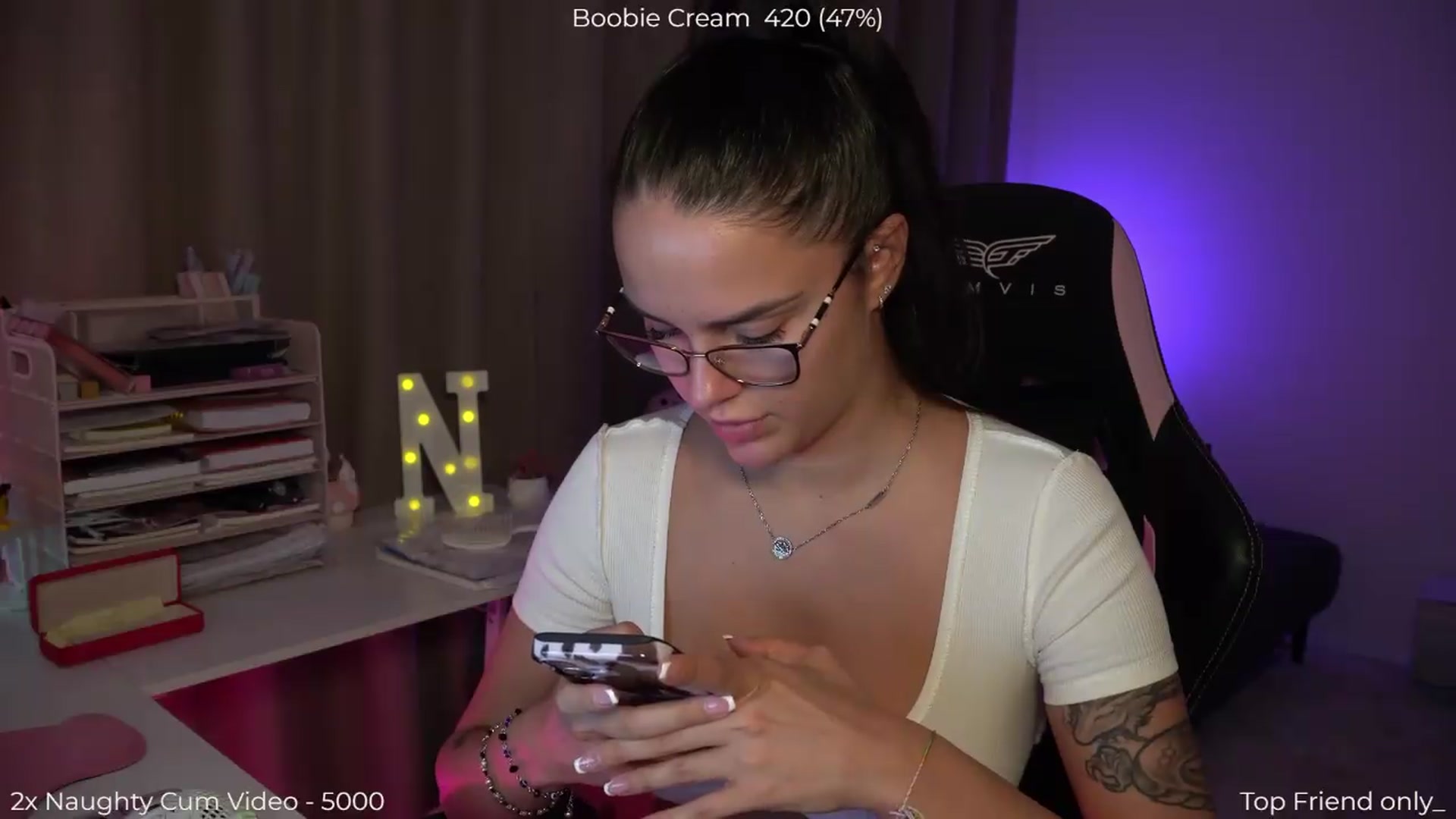 Gallery image thumbnail from NotYourNaomi's myfreecams stream on, 08/26/2026, 20:53 image 8 of 20