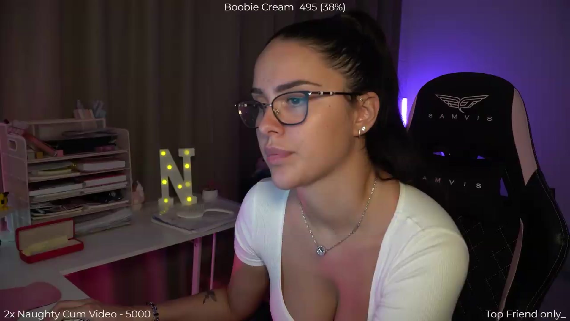 Gallery image thumbnail from NotYourNaomi's myfreecams stream on, 08/26/2026, 20:53 image 4 of 20