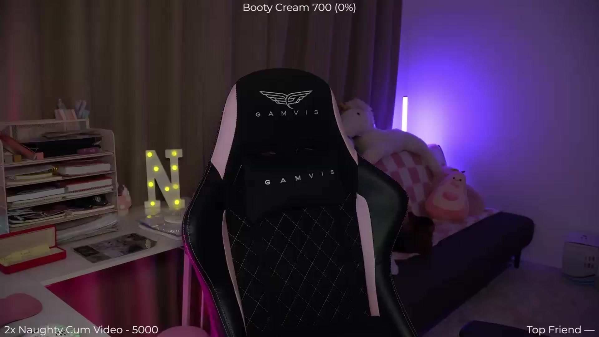 Gallery image thumbnail from NotYourNaomi's myfreecams stream on, 08/27/2026, 19:01 image 1 of 20