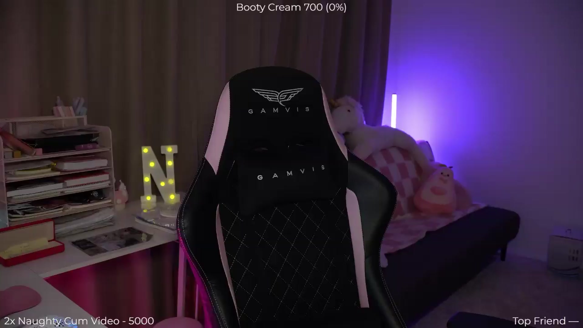 Gallery image thumbnail from NotYourNaomi's myfreecams stream on, 08/27/2026, 19:01 image 6 of 20