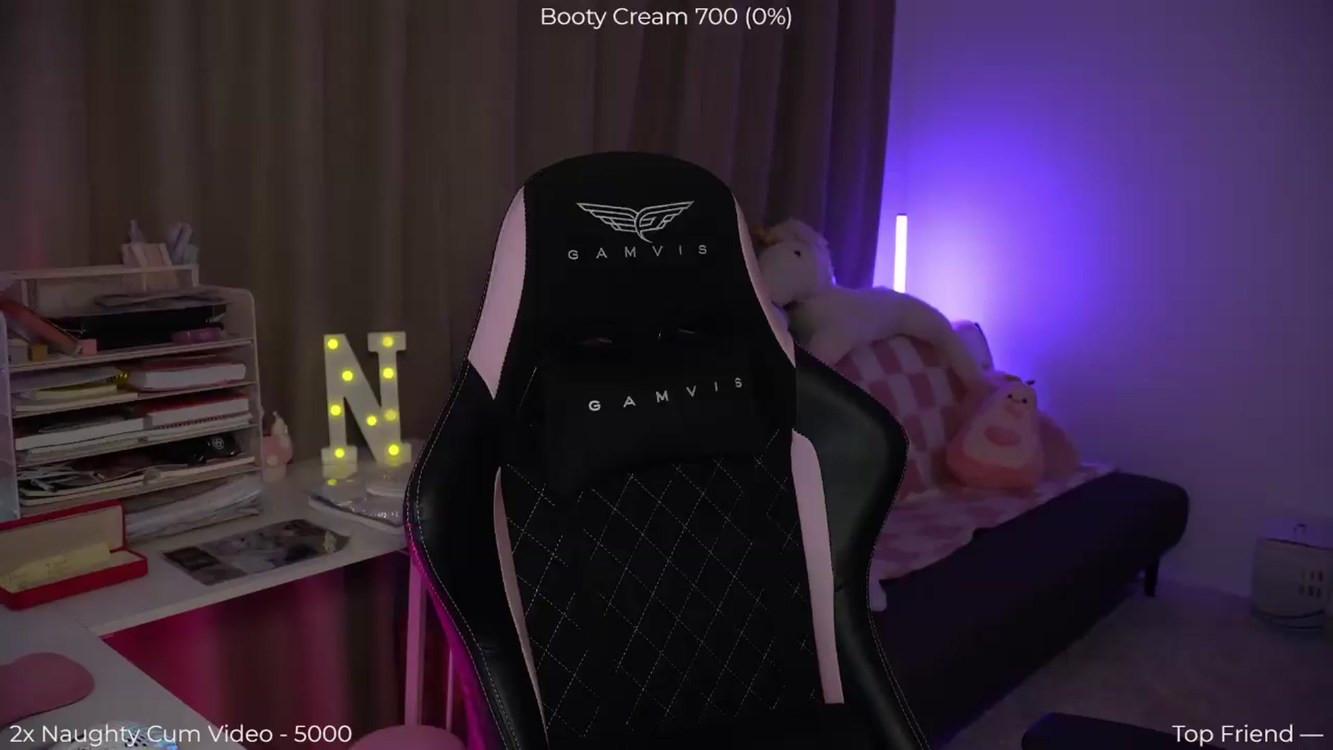 Gallery image thumbnail from NotYourNaomi's myfreecams stream on, 08/27/2026, 19:01 image 5 of 20