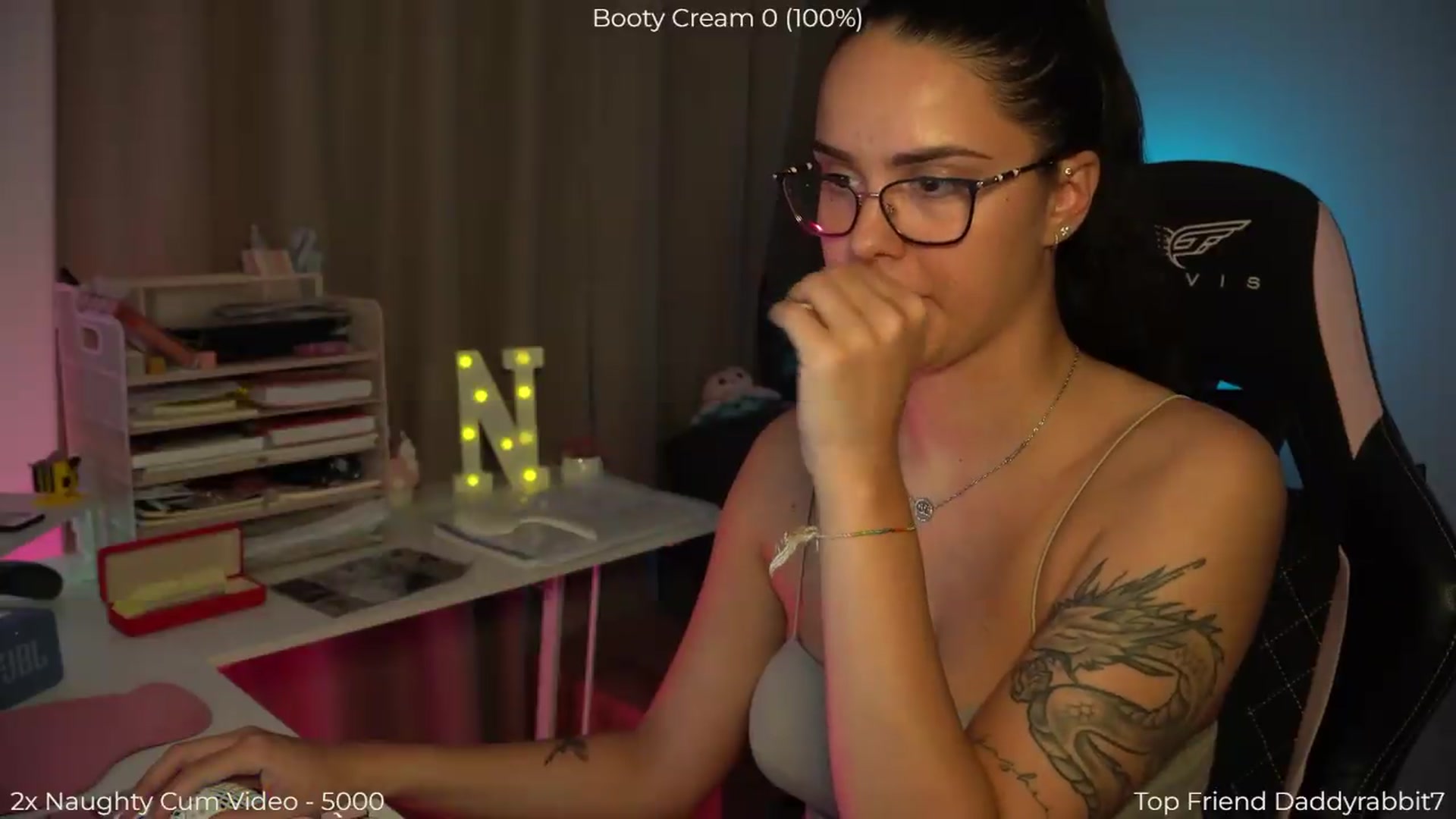 Gallery image thumbnail from NotYourNaomi's myfreecams stream on, 08/30/2026, 21:08 image 6 of 20