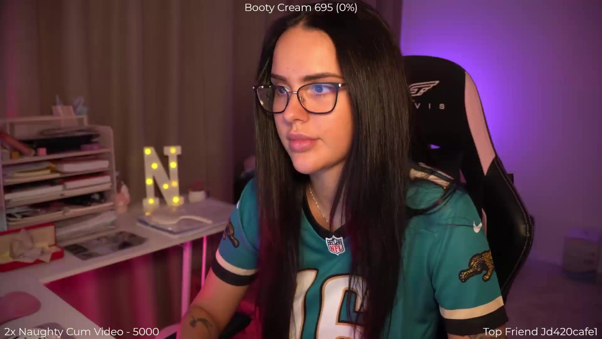 Gallery image thumbnail from NotYourNaomi's myfreecams stream on, 09/03/2026, 19:47 image 18 of 20