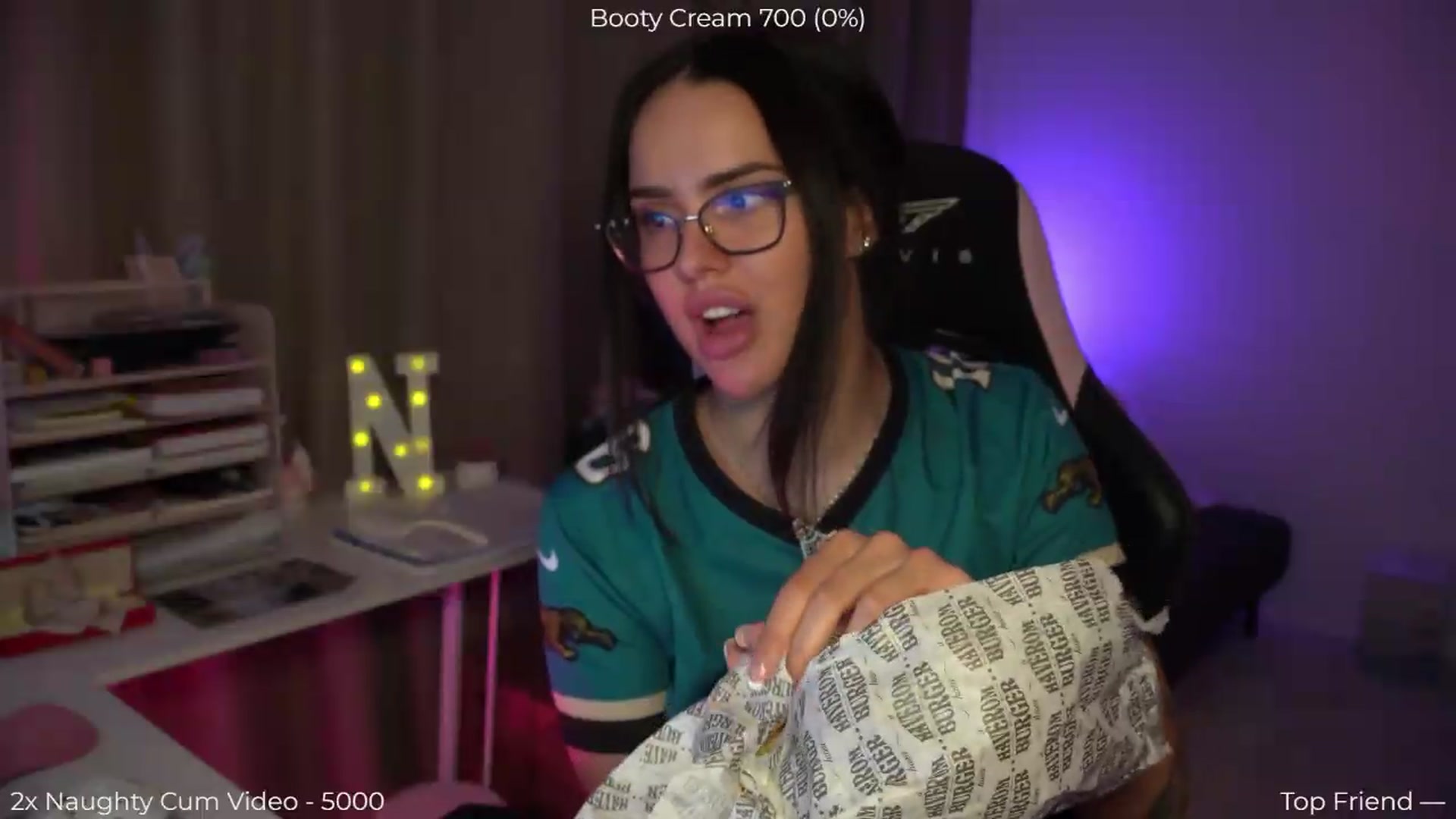 Gallery image thumbnail from NotYourNaomi's myfreecams stream on, 09/03/2026, 19:47 image 3 of 20