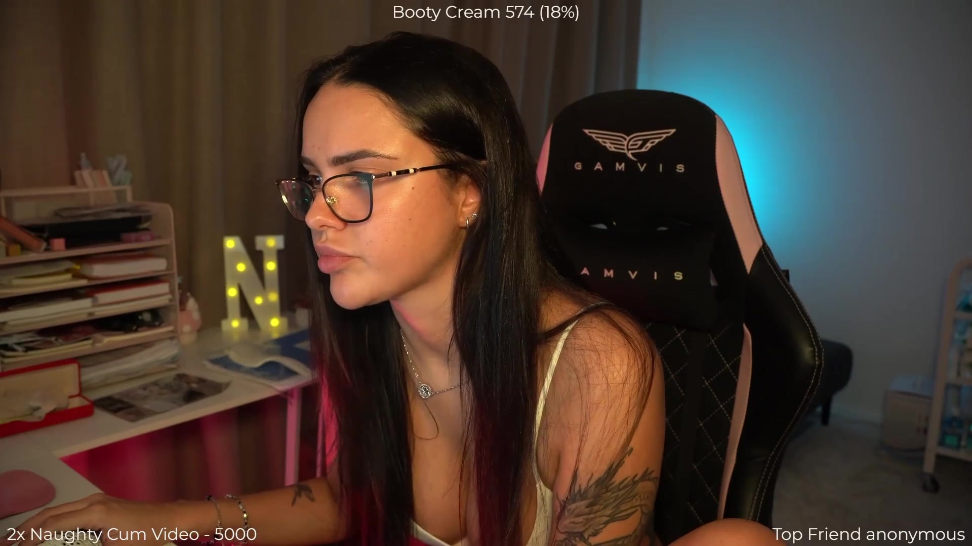 Gallery image thumbnail from NotYourNaomi's myfreecams stream on, 09/04/2026, 19:45 image 16 of 20
