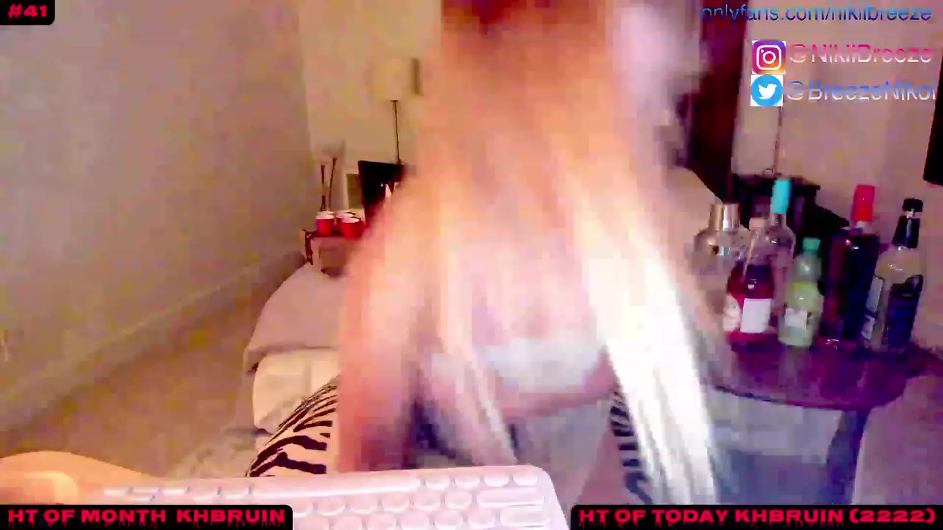 Gallery image thumbnail from Not_N's myfreecams stream on, 08/05/2023, 06:41 image 1 of 20