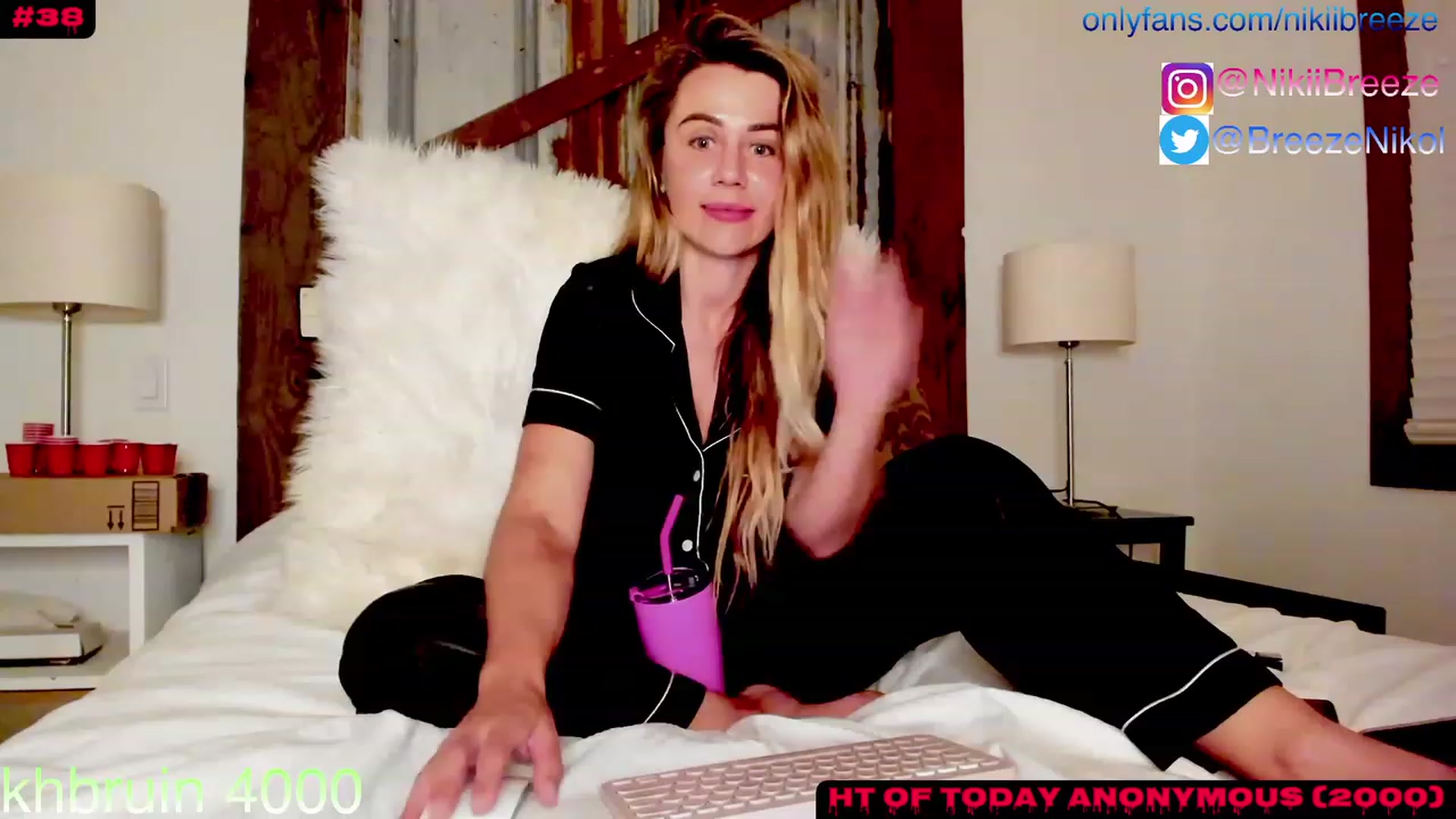 Gallery image thumbnail from Not_N's myfreecams stream on, 08/10/2023, 07:46 image 6 of 20