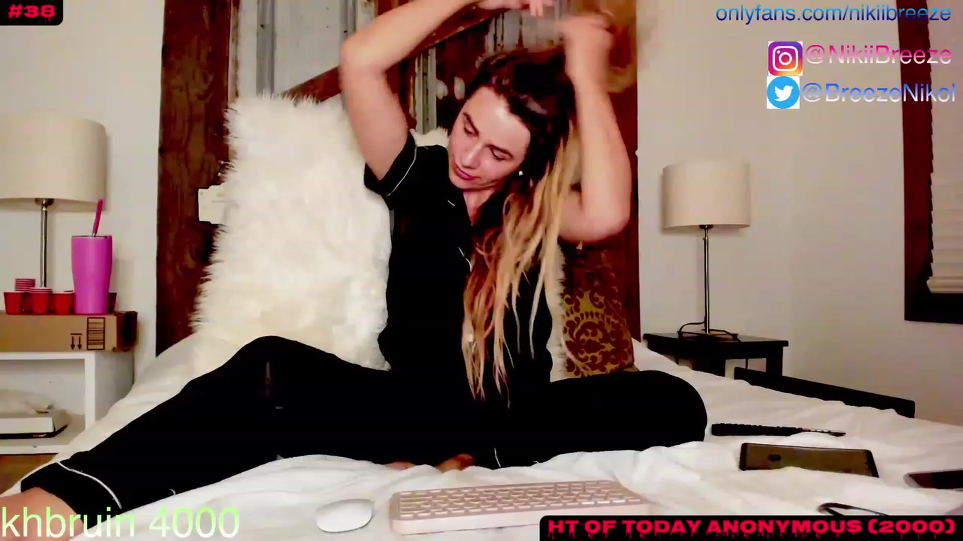 Gallery image thumbnail from Not_N's myfreecams stream on, 08/10/2023, 07:46 image 4 of 20