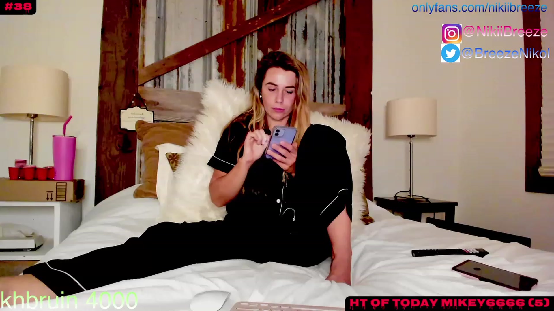 Gallery image thumbnail from Not_N's myfreecams stream on, 08/10/2023, 07:46 image 13 of 20