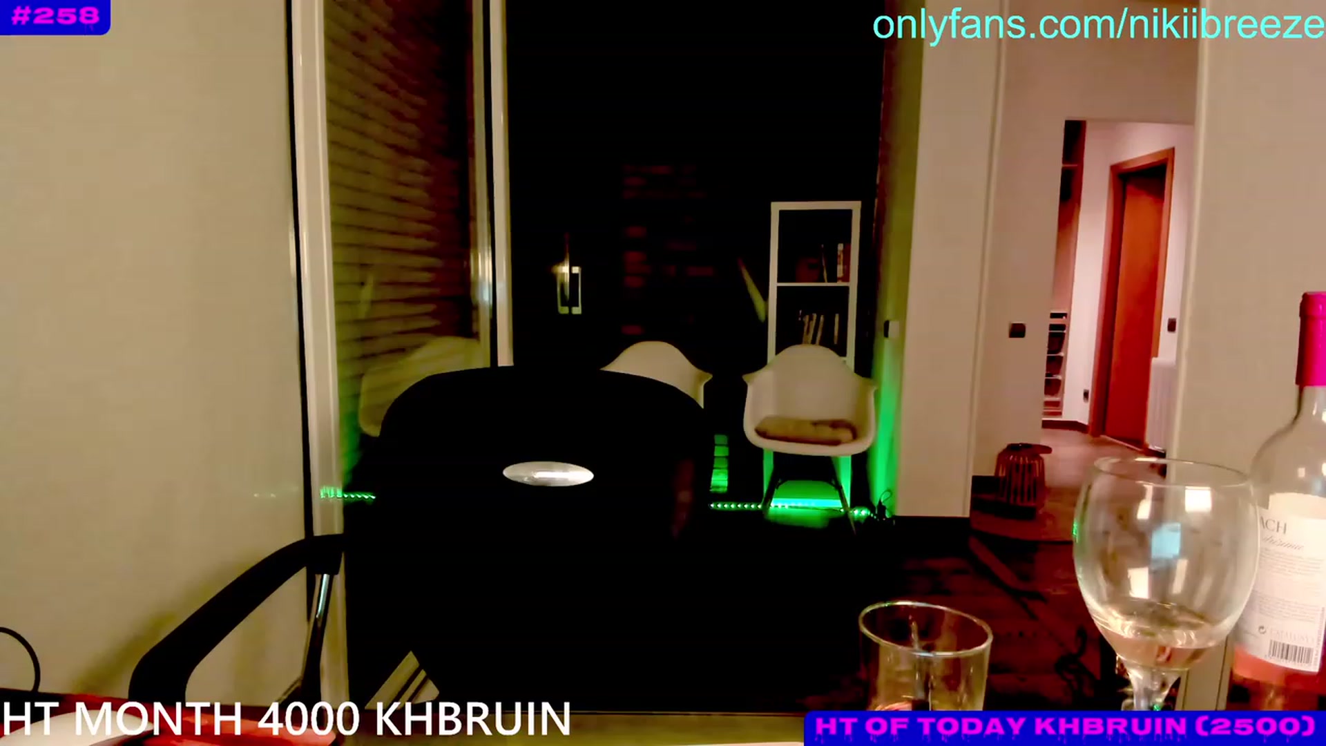 Gallery image thumbnail from Not_N's myfreecams stream on, 11/19/2023, 24:53 image 16 of 20
