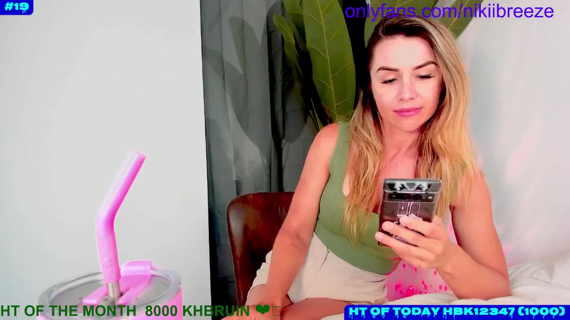 Gallery image thumbnail from Not_N's myfreecams stream on, 08/17/2024, 19:08 image 6 of 20