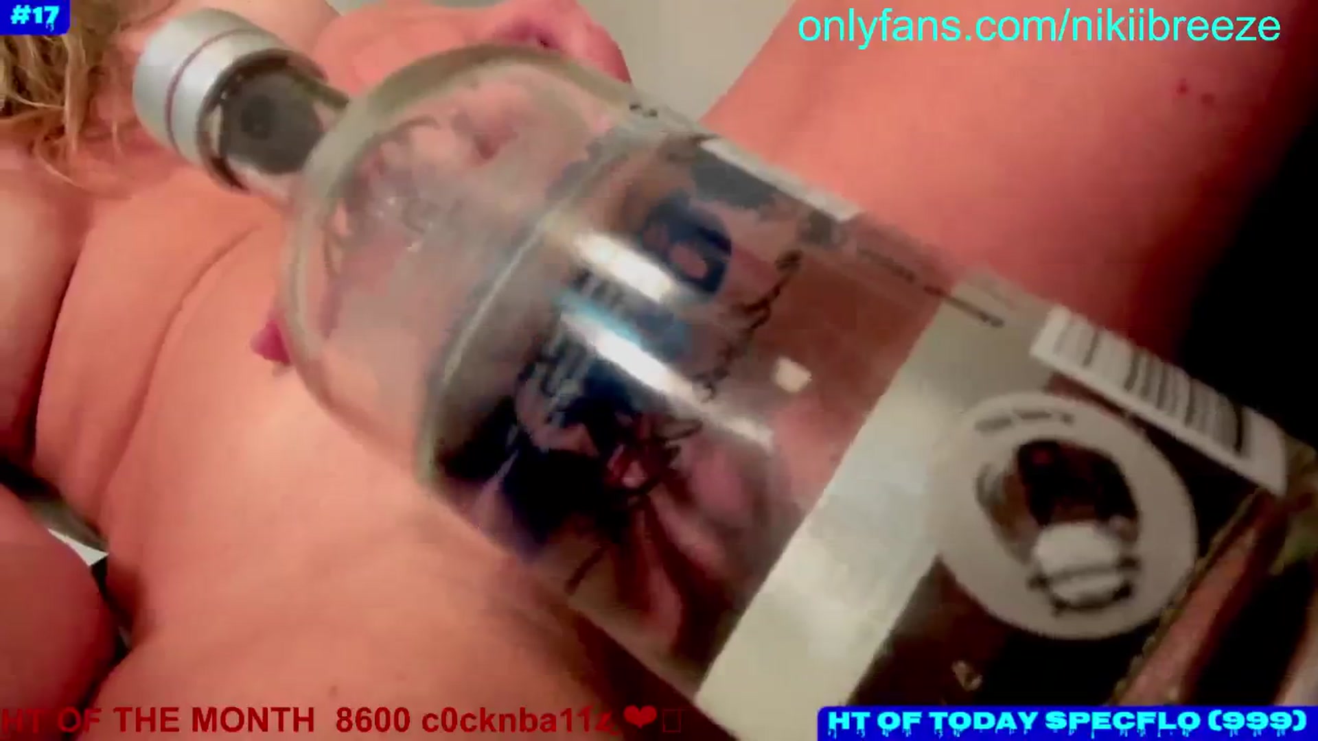 Gallery image thumbnail from Not_N's myfreecams stream on, 08/28/2024, 18:39 image 17 of 20