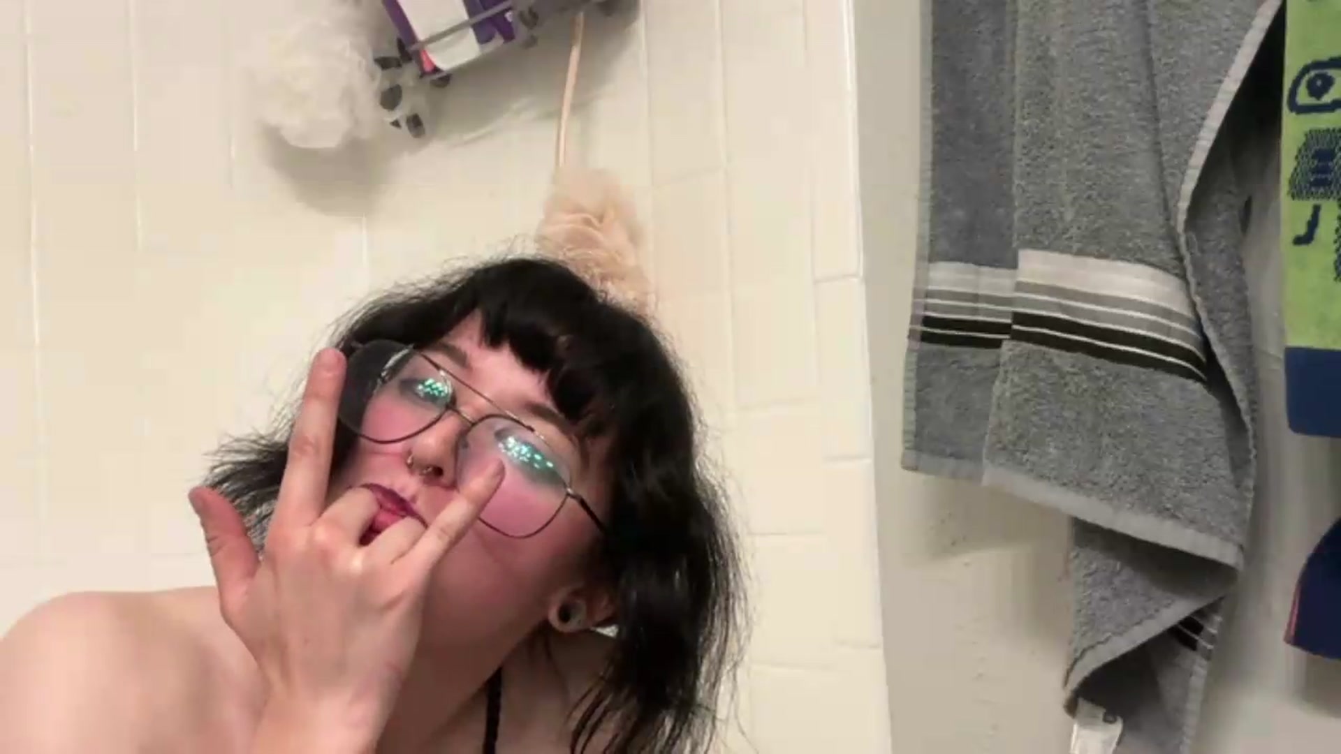 Gallery image thumbnail from Nova77's myfreecams stream on, 09/17/2026, 12:26 image 19 of 20