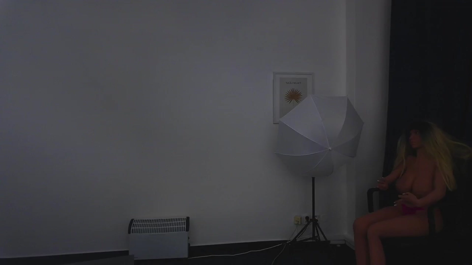 Gallery image thumbnail from NovaBlissss's myfreecams stream on, 12/25/2025, 20:07 image 19 of 20