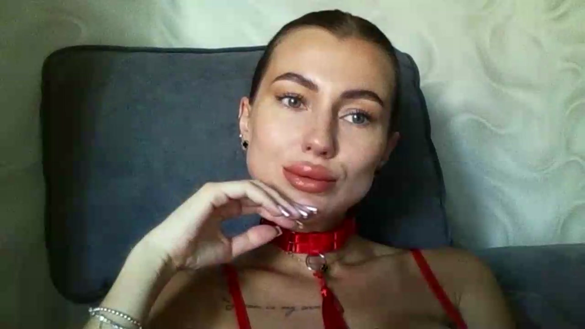 Gallery image thumbnail from NovaDahlia's myfreecams stream on, 08/10/2026, 07:17 image 14 of 20