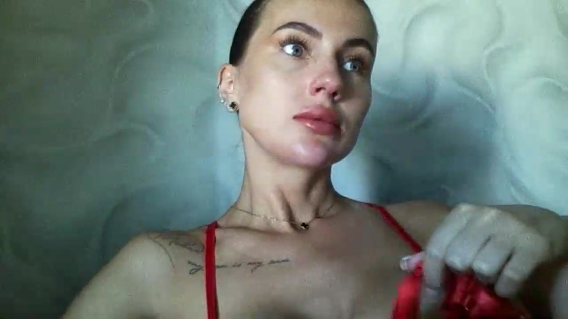 Gallery image thumbnail from NovaDahlia's myfreecams stream on, 08/10/2026, 08:51 image 2 of 20