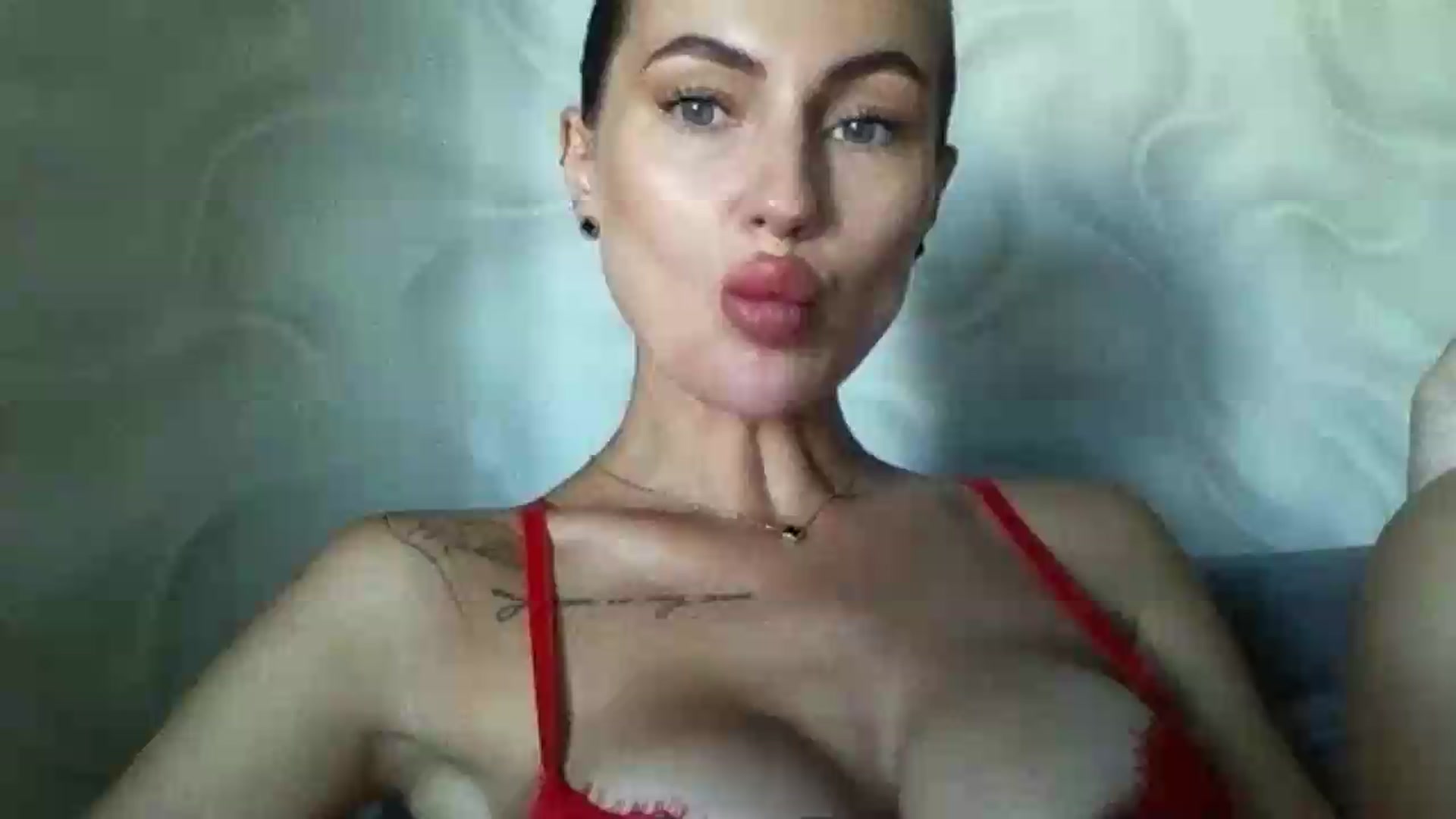Gallery image thumbnail from NovaDahlia's myfreecams stream on, 08/10/2026, 08:51 image 1 of 20