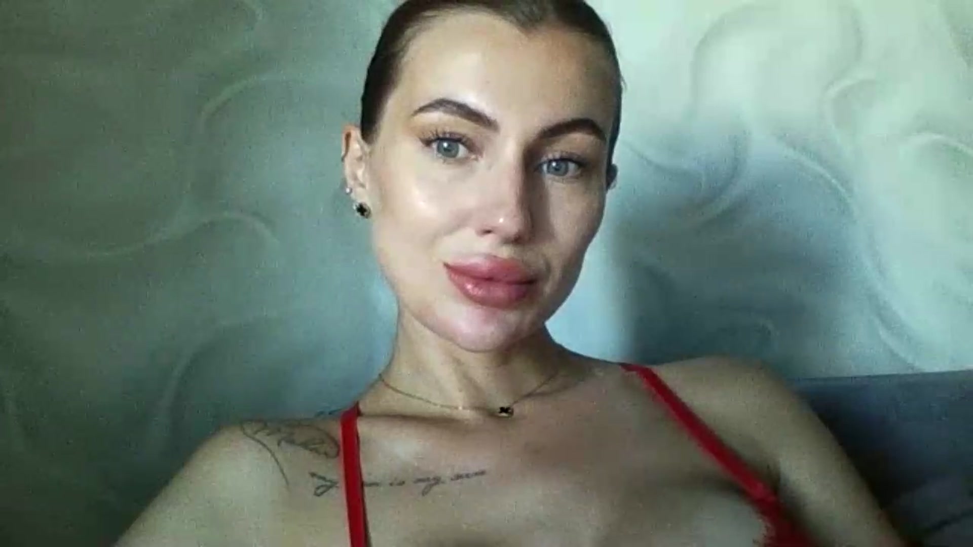 Gallery image thumbnail from NovaDahlia's myfreecams stream on, 08/10/2026, 08:51 image 3 of 20