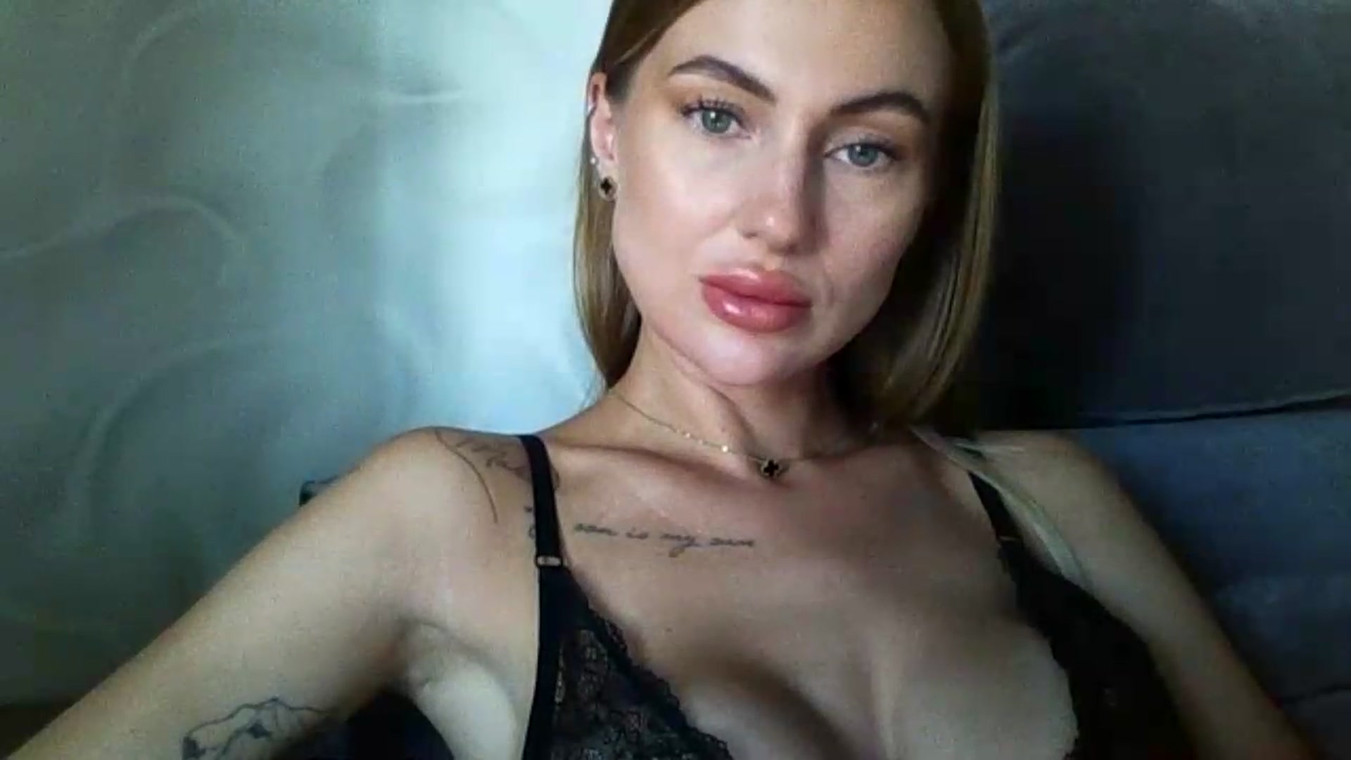 Gallery image thumbnail from NovaDahlia's myfreecams stream on, 08/11/2026, 07:23 image 15 of 20