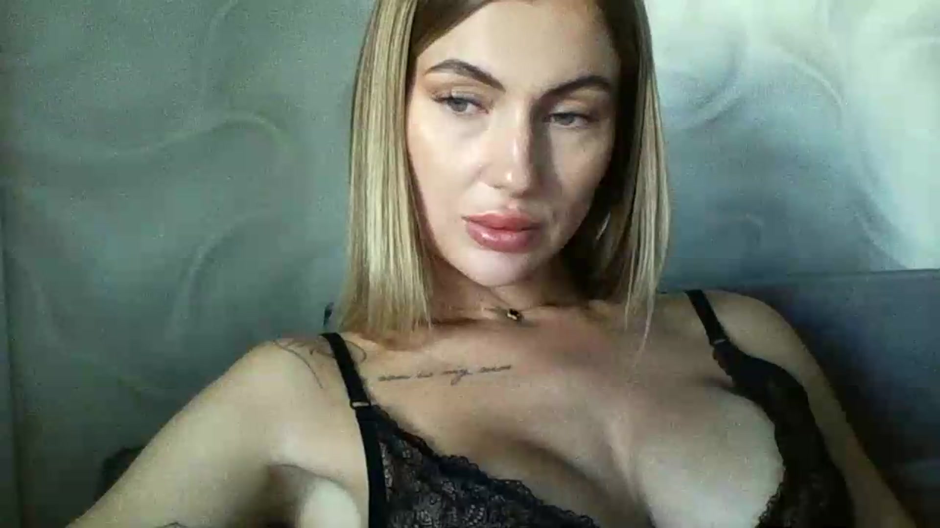 Gallery image thumbnail from NovaDahlia's myfreecams stream on, 08/11/2026, 09:06 image 6 of 20