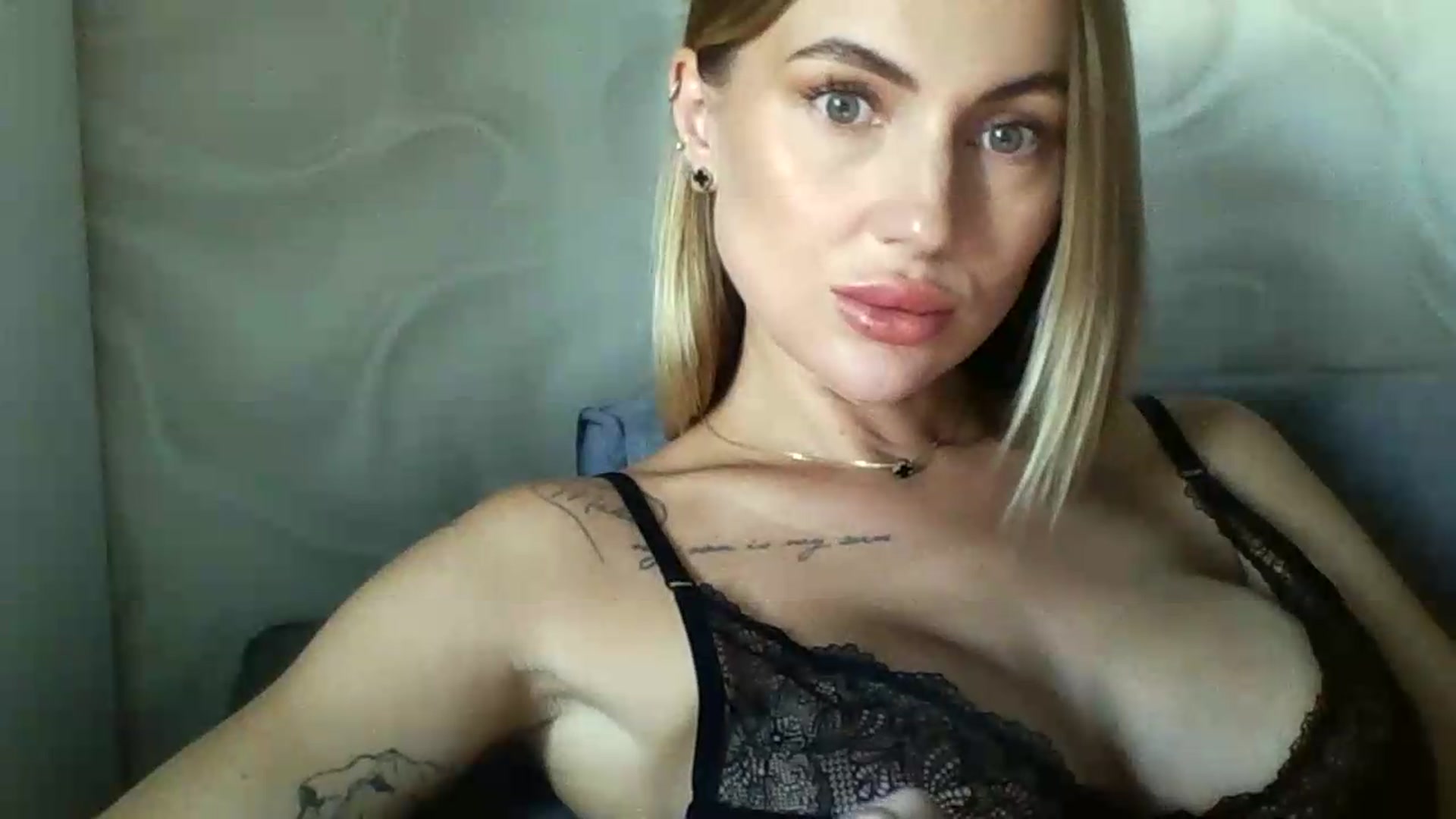 Gallery image thumbnail from NovaDahlia's myfreecams stream on, 08/11/2026, 09:06 image 15 of 20