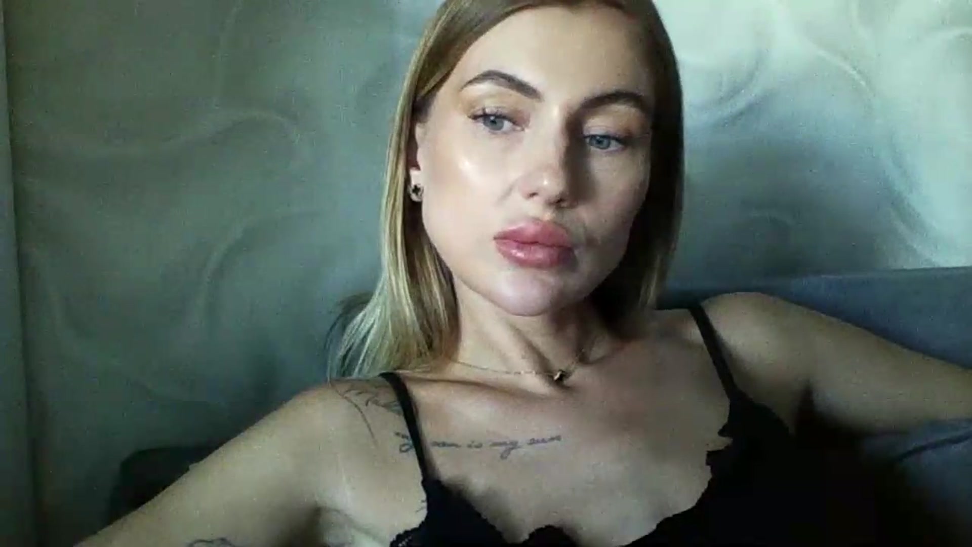 Gallery image thumbnail from NovaDahlia's myfreecams stream on, 08/11/2026, 09:59 image 10 of 20