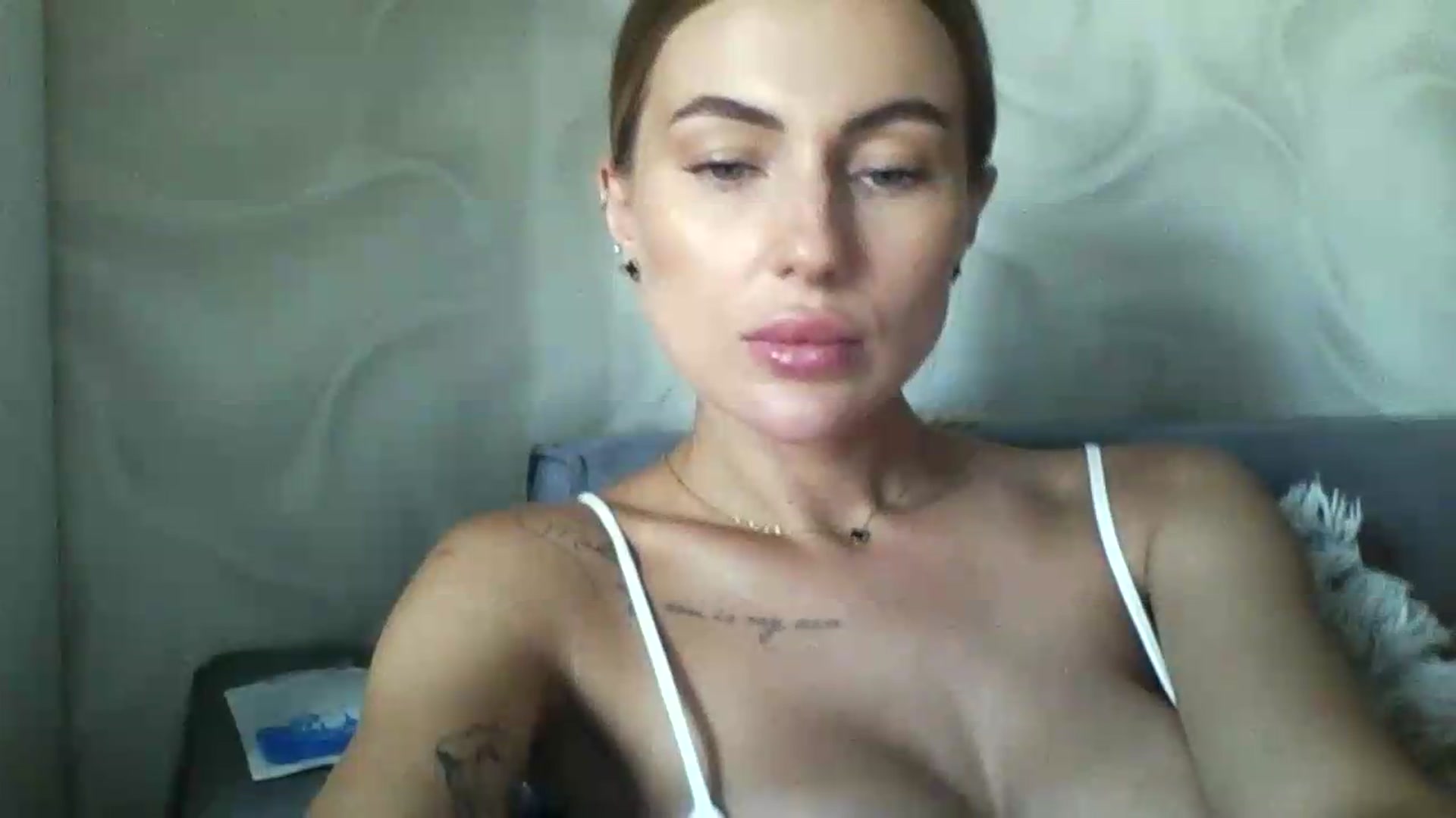 Gallery image thumbnail from NovaDahlia's myfreecams stream on, 08/12/2026, 09:20 image 16 of 20