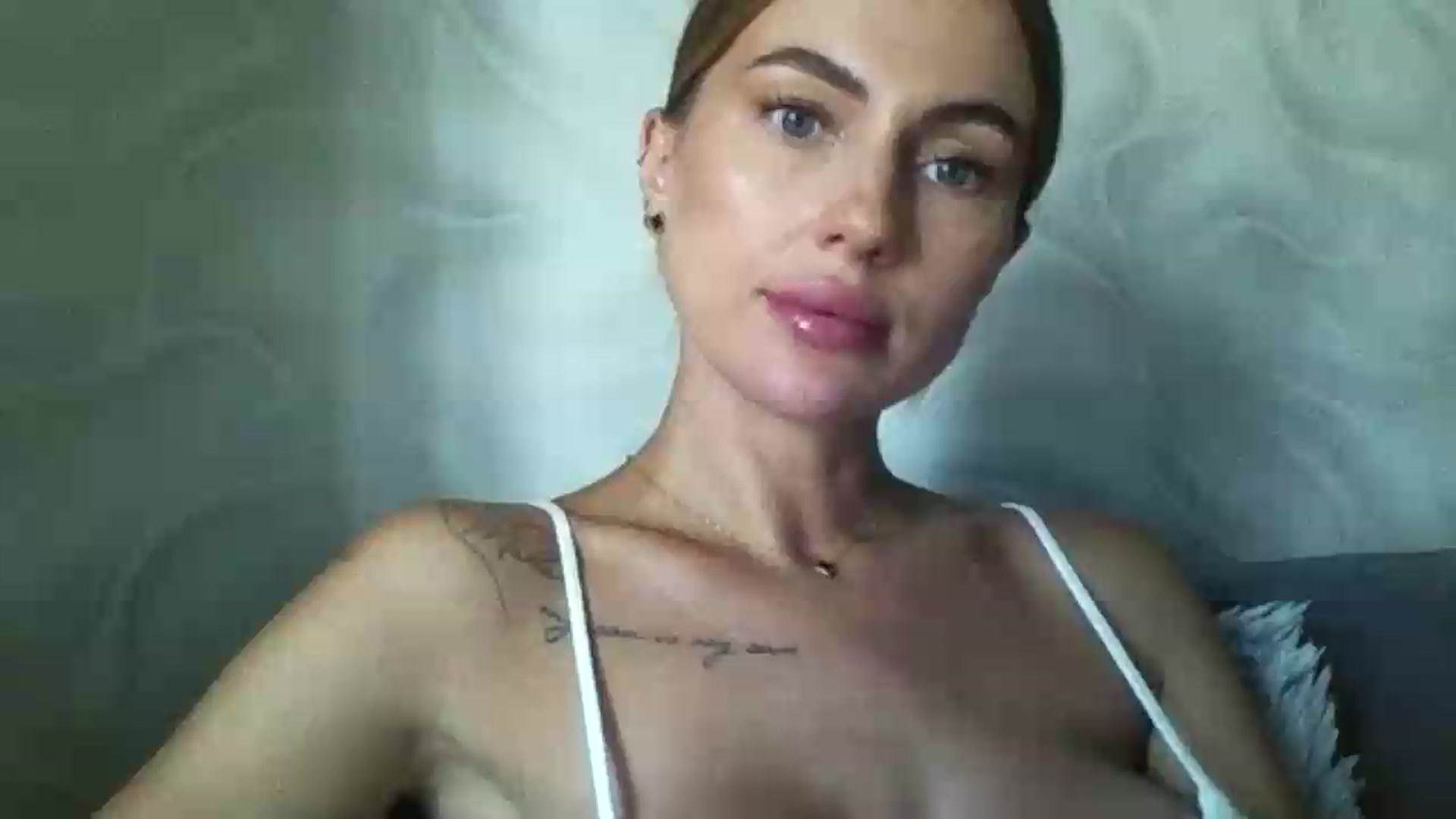 Gallery image thumbnail from NovaDahlia's myfreecams stream on, 08/12/2026, 09:20 image 1 of 20