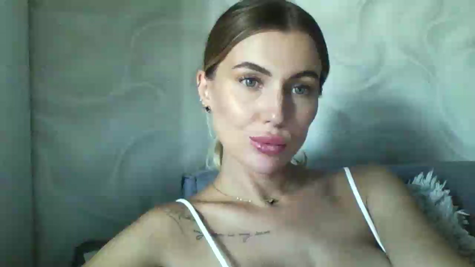 Gallery image thumbnail from NovaDahlia's myfreecams stream on, 08/12/2026, 10:14 image 5 of 20