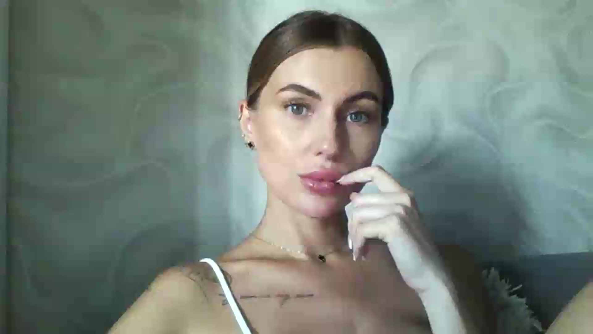 Gallery image thumbnail from NovaDahlia's myfreecams stream on, 08/12/2026, 10:14 image 16 of 20