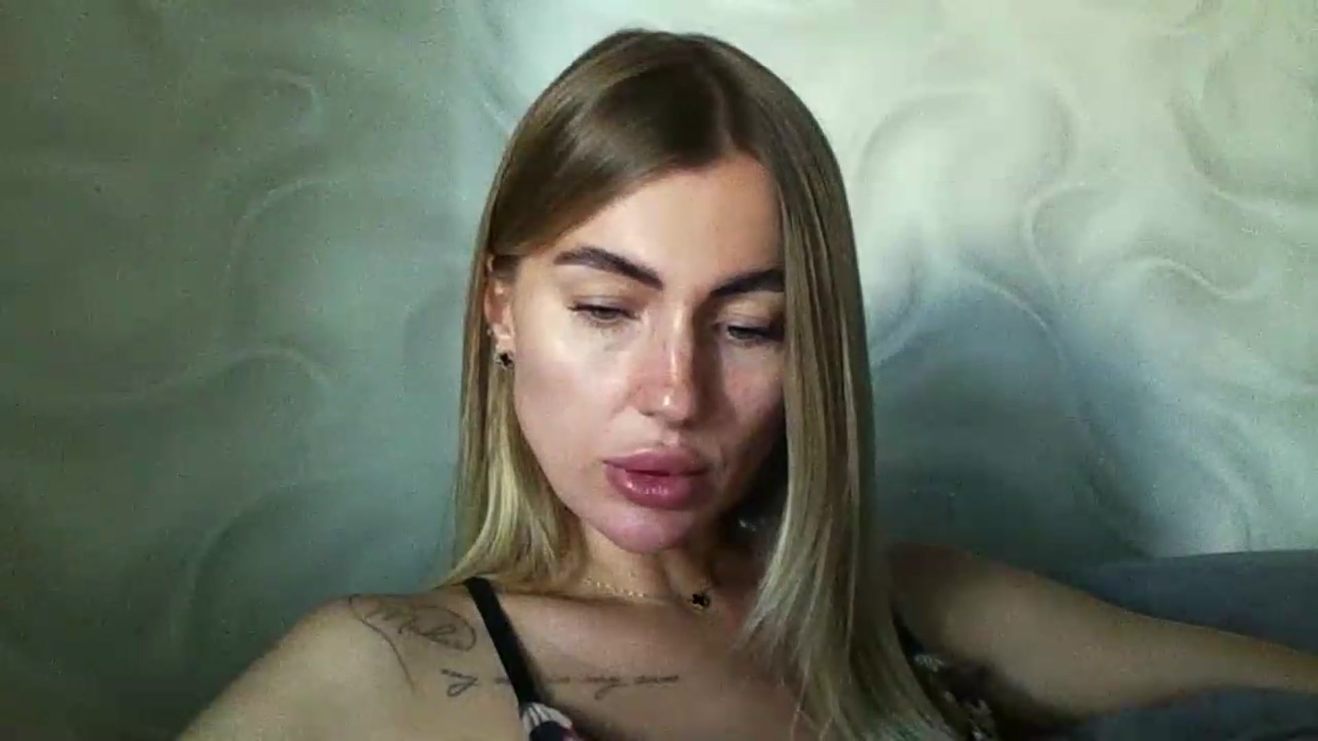 Gallery image thumbnail from NovaDahlia's myfreecams stream on, 08/13/2026, 09:02 image 10 of 20