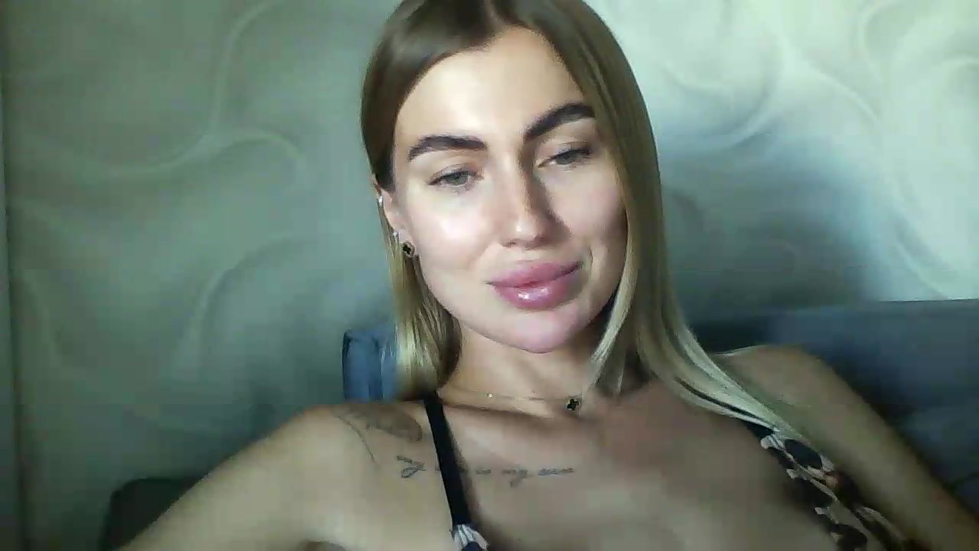 Gallery image thumbnail from NovaDahlia's myfreecams stream on, 08/13/2026, 10:31 image 18 of 20