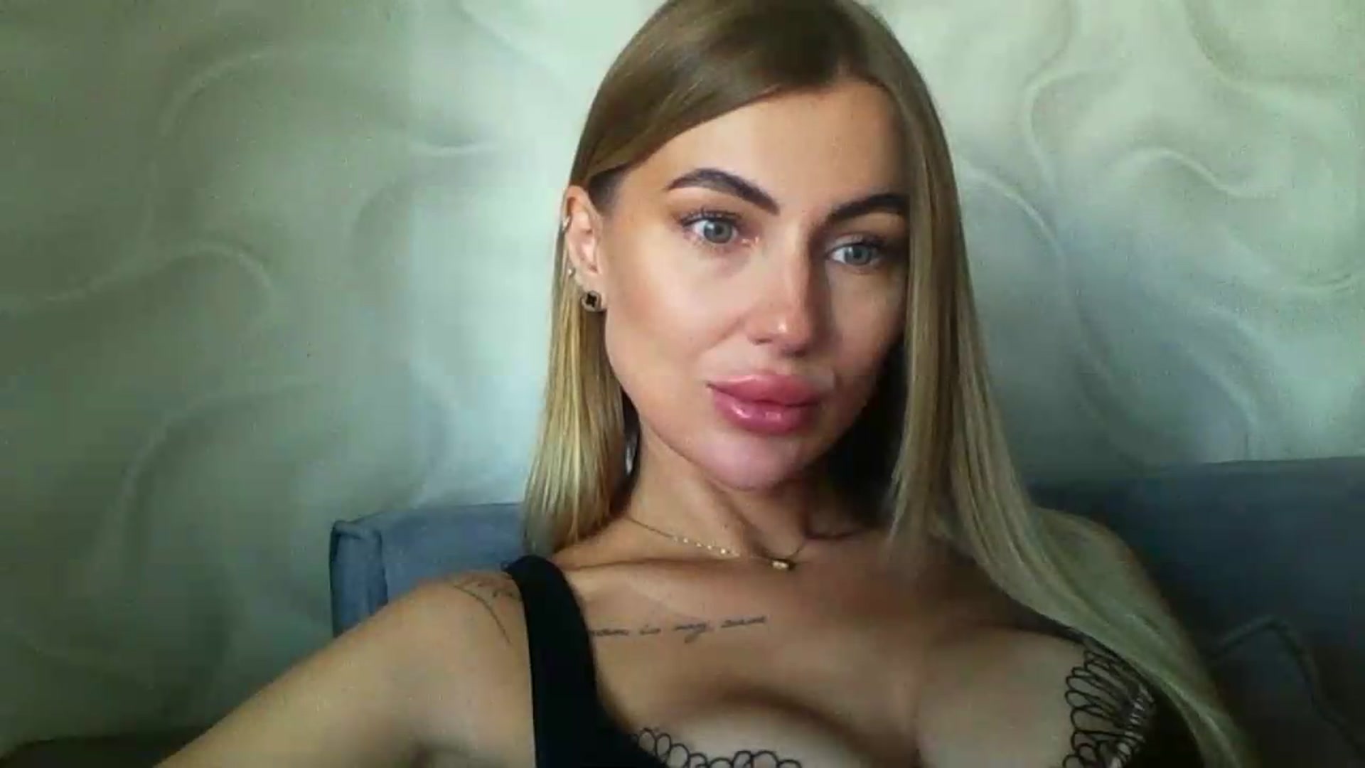 Gallery image thumbnail from NovaDahlia's myfreecams stream on, 08/17/2026, 07:12 image 2 of 20