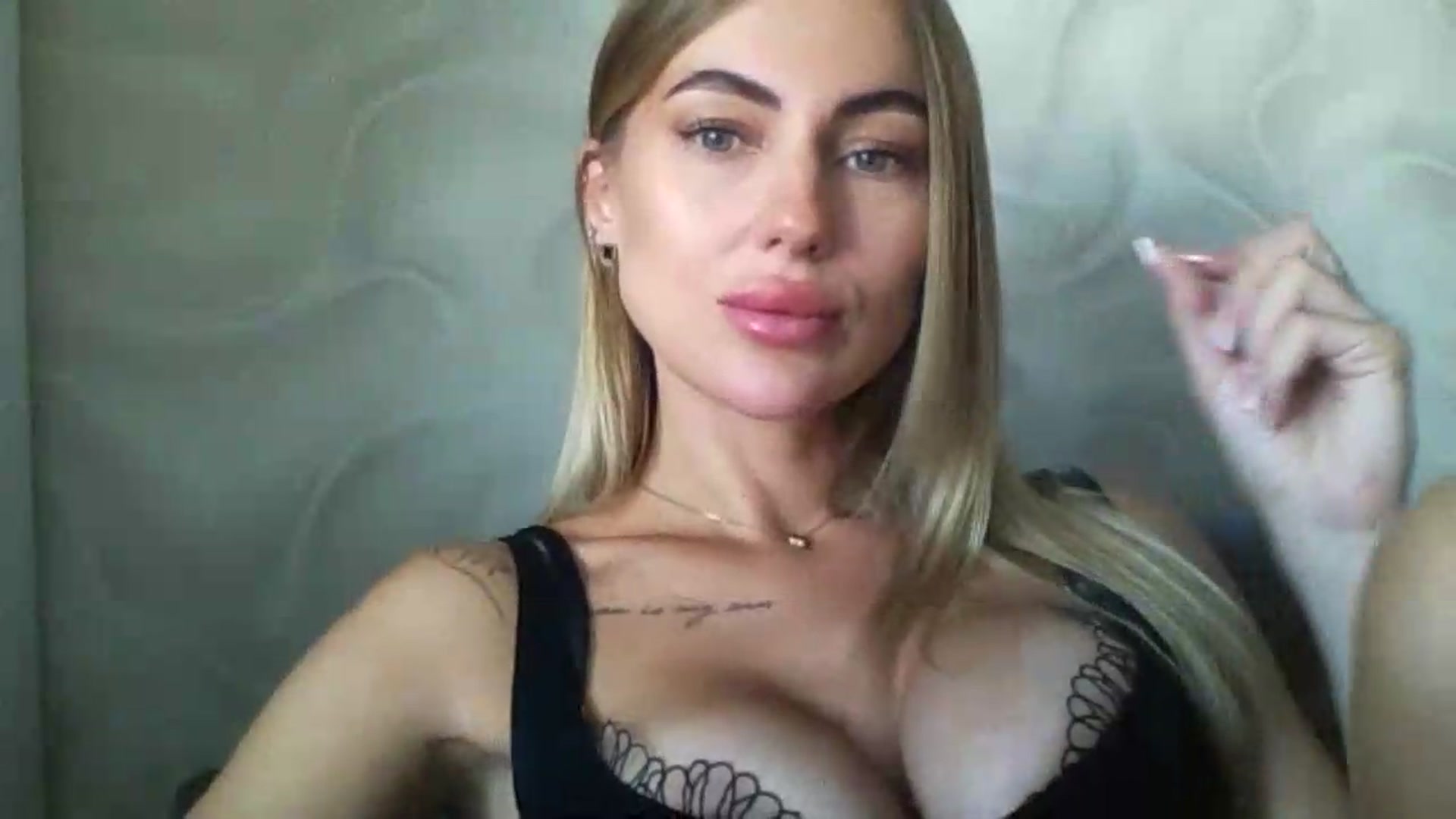 Gallery image thumbnail from NovaDahlia's myfreecams stream on, 08/17/2026, 07:26 image 6 of 20