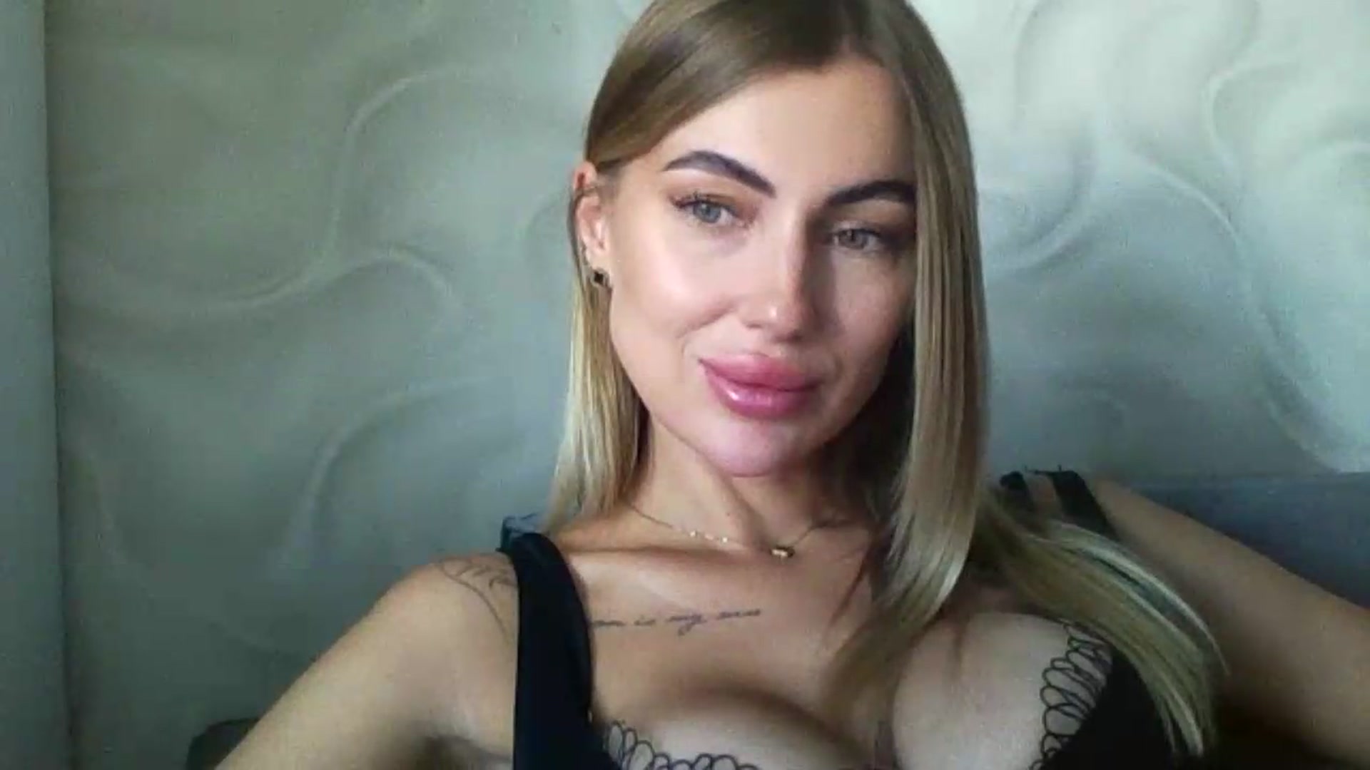 Gallery image thumbnail from NovaDahlia's myfreecams stream on, 08/17/2026, 07:26 image 11 of 20