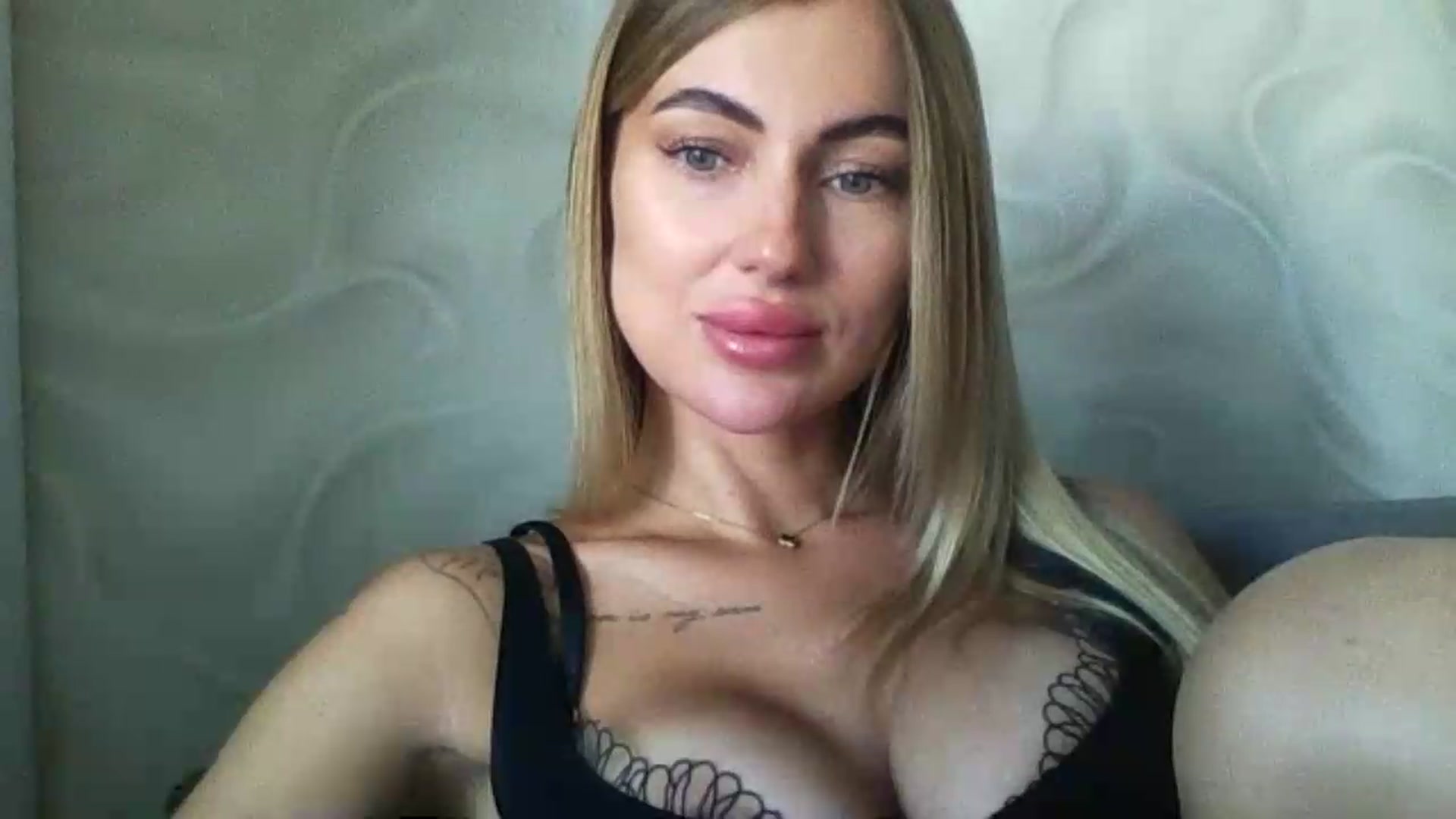 Gallery image thumbnail from NovaDahlia's myfreecams stream on, 08/17/2026, 07:26 image 4 of 20