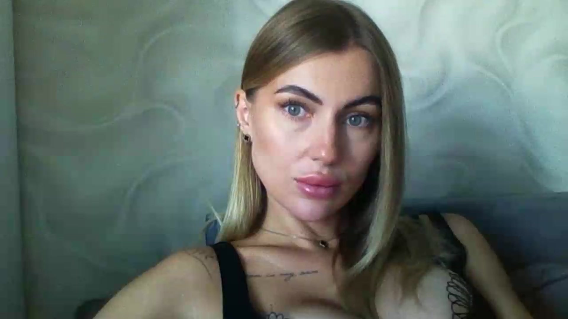 Gallery image thumbnail from NovaDahlia's myfreecams stream on, 08/17/2026, 07:41 image 14 of 20