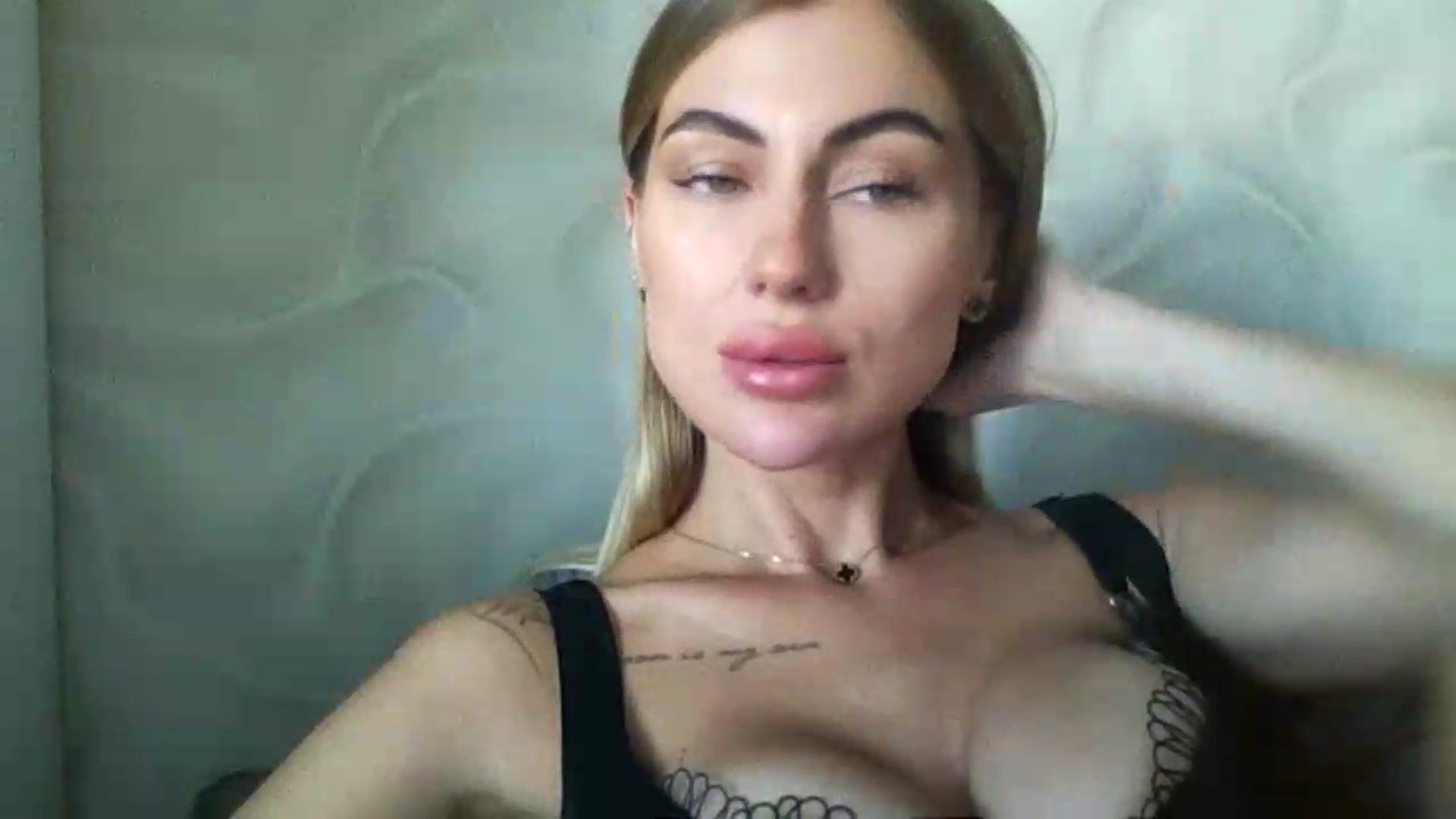 Gallery image thumbnail from NovaDahlia's myfreecams stream on, 08/17/2026, 07:41 image 2 of 20