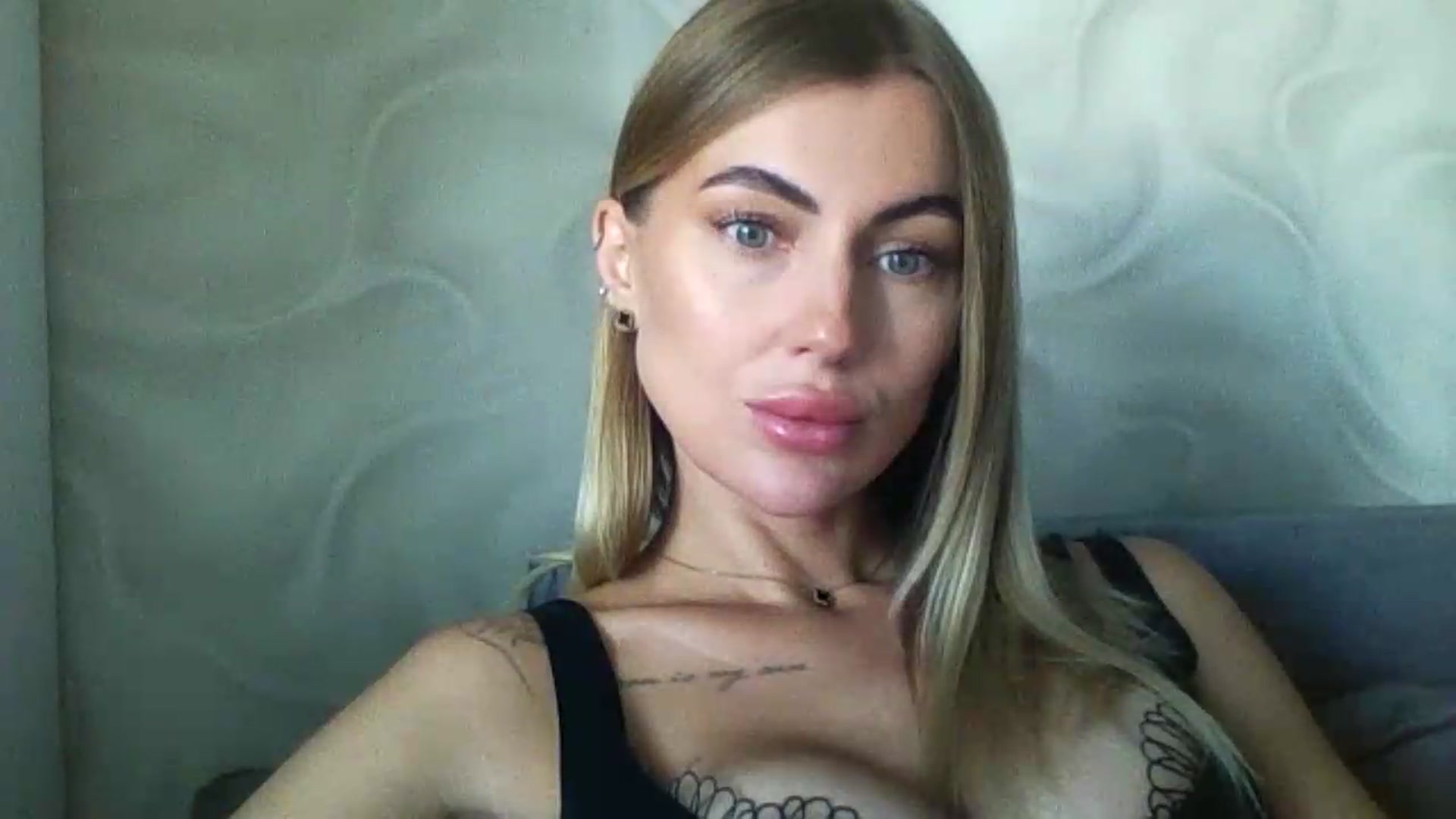 Gallery image thumbnail from NovaDahlia's myfreecams stream on, 08/17/2026, 07:41 image 9 of 20