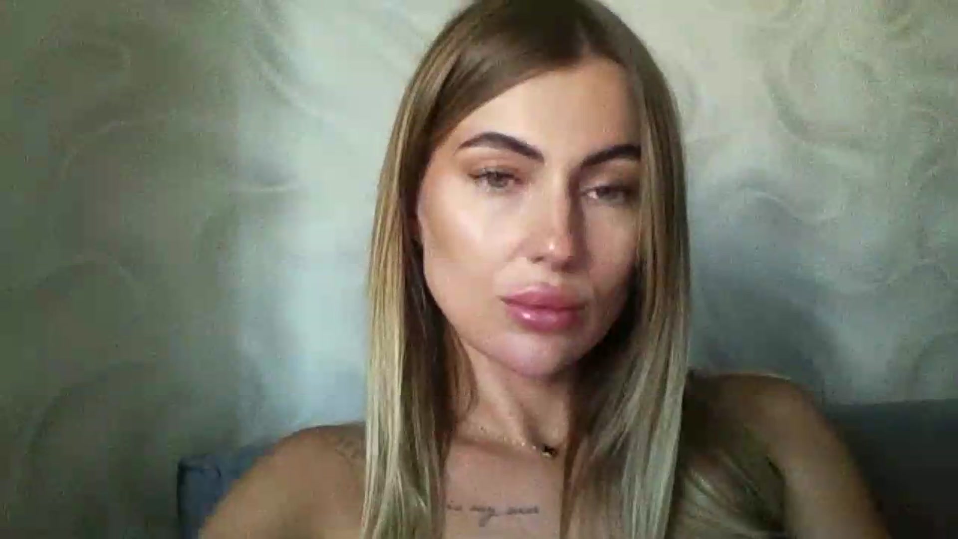 Gallery image thumbnail from NovaDahlia's myfreecams stream on, 08/17/2026, 10:58 image 12 of 20
