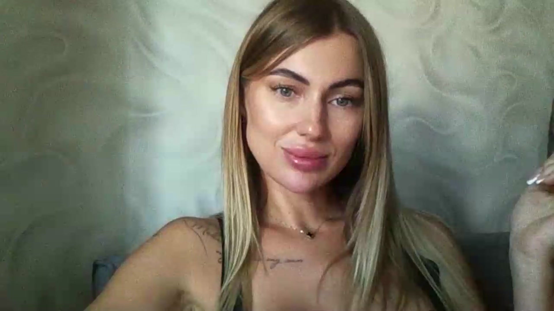 Gallery image thumbnail from NovaDahlia's myfreecams stream on, 08/17/2026, 10:58 image 6 of 20