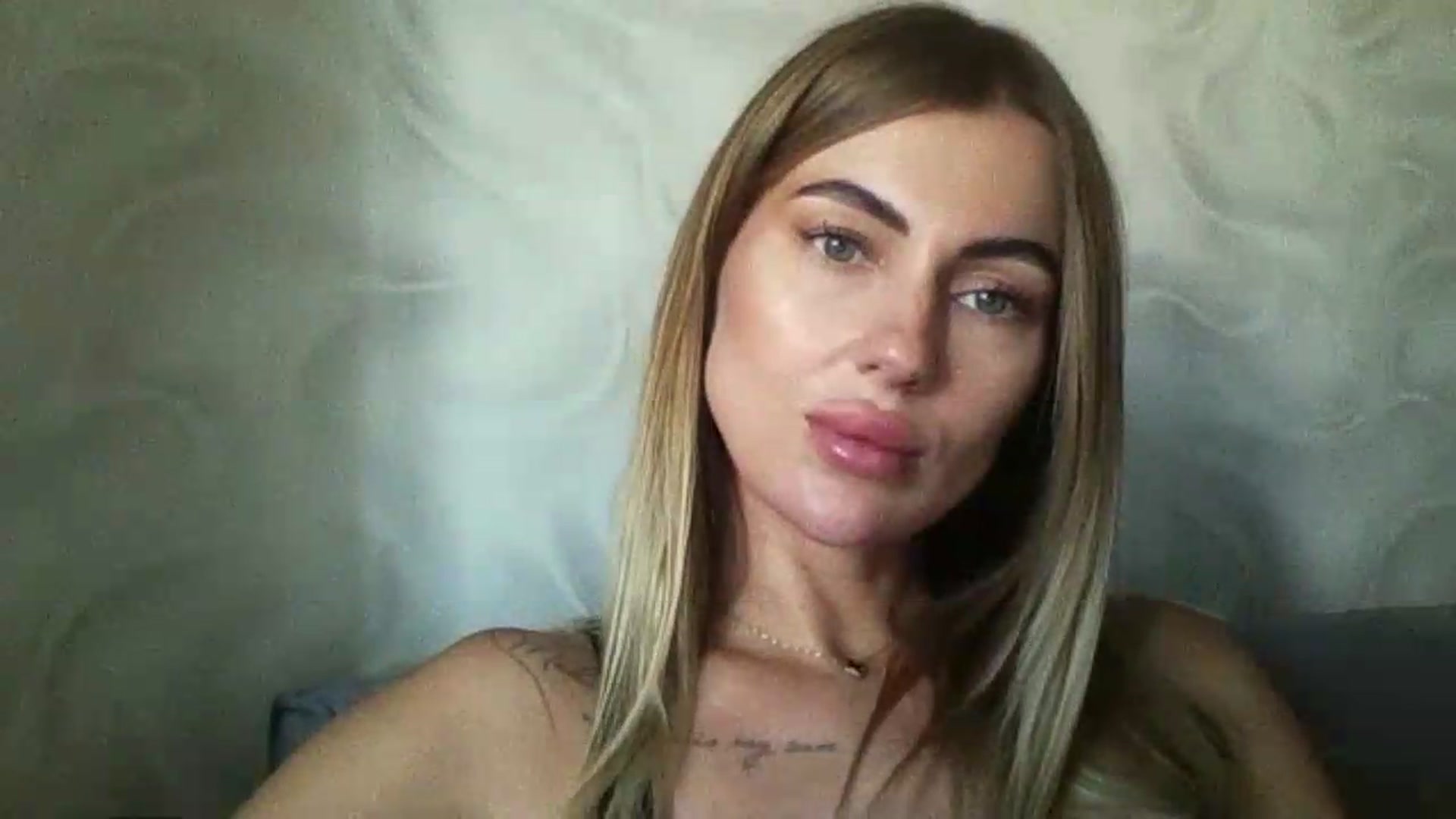 Gallery image thumbnail from NovaDahlia's myfreecams stream on, 08/17/2026, 10:58 image 13 of 20