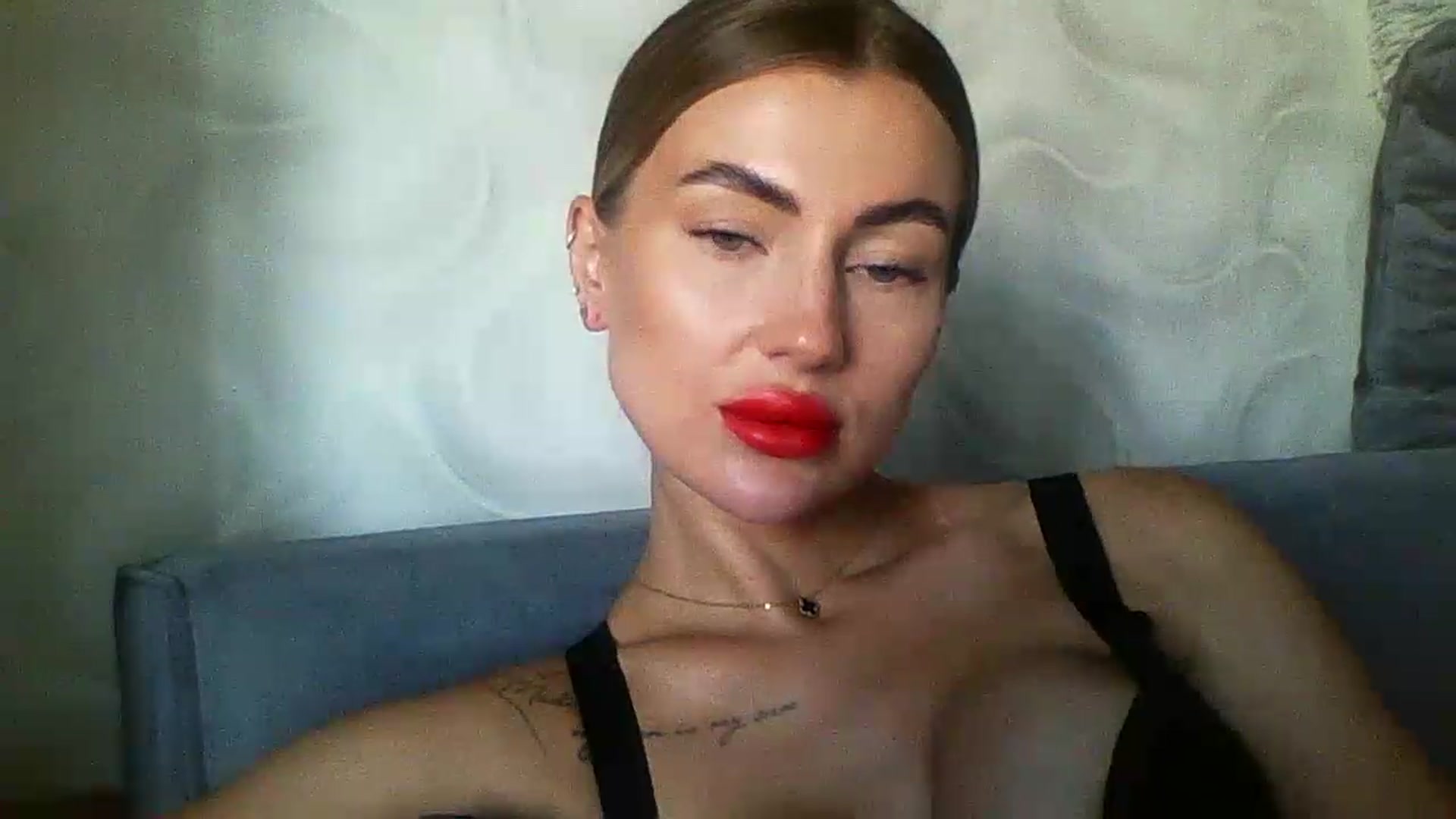 Gallery image thumbnail from NovaDahlia's myfreecams stream on, 08/18/2026, 07:18 image 18 of 20