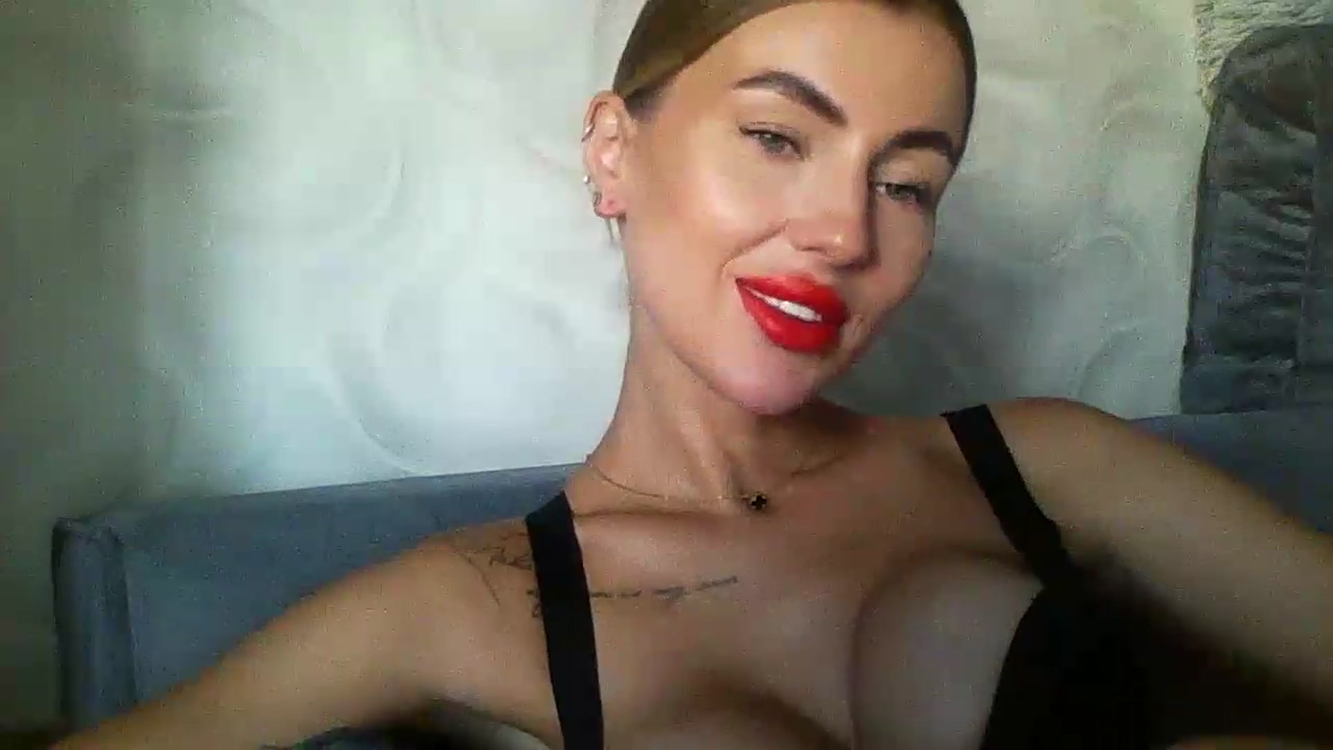 Gallery image thumbnail from NovaDahlia's myfreecams stream on, 08/18/2026, 07:18 image 13 of 20